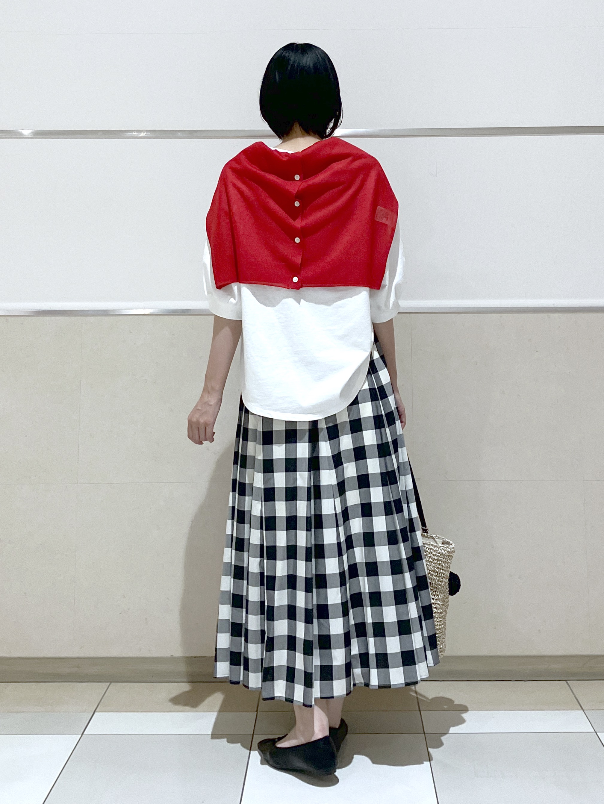 eriko さんの「Dessin｜【360度可愛い】バックヘンリーカットソー5分袖」を使ったコーディネート