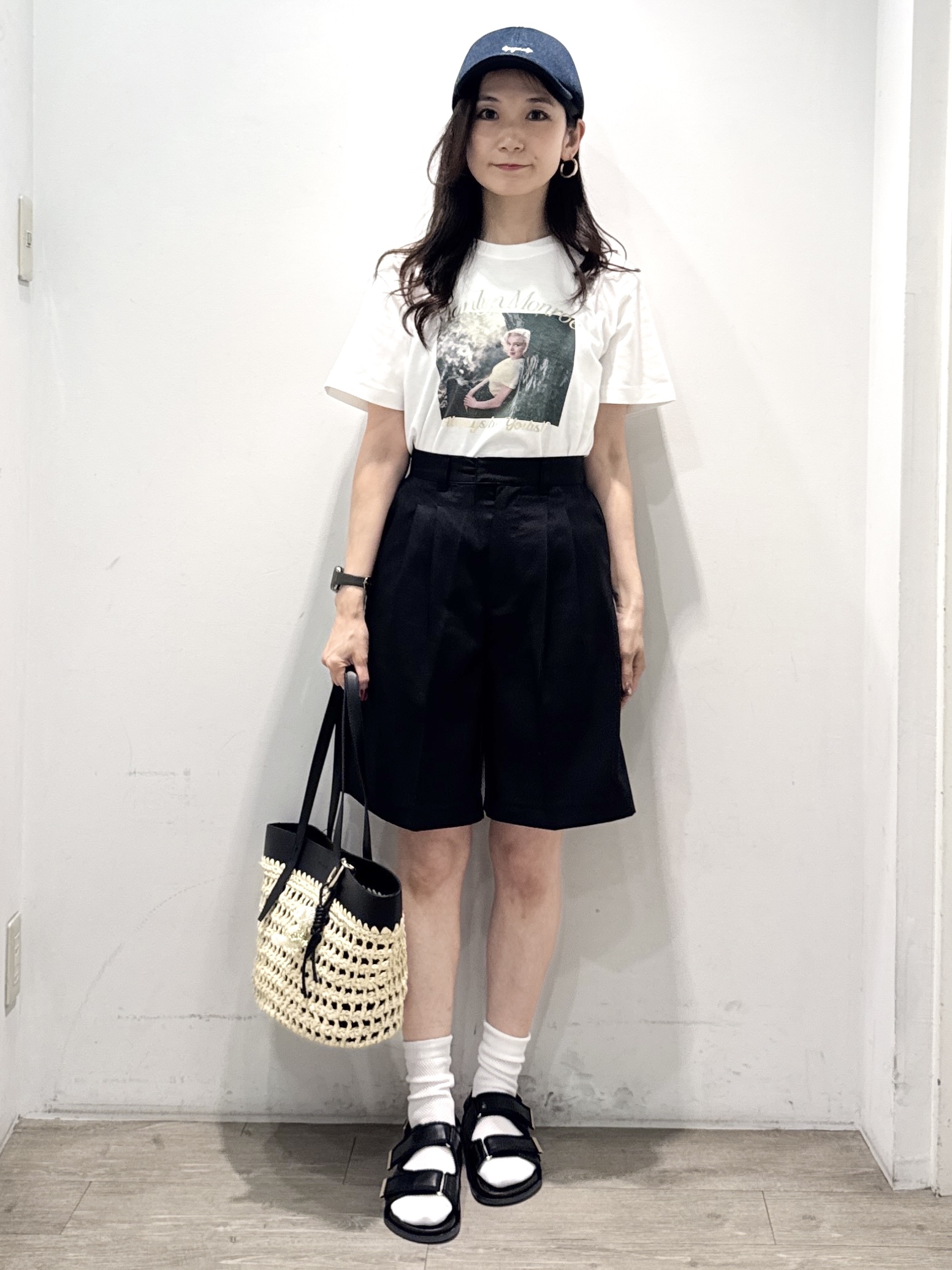 yuicciさんの「OPAQUE.CLIP｜ツイル2タックハーフパンツ【洗濯機OK】」を使ったコーディネート
