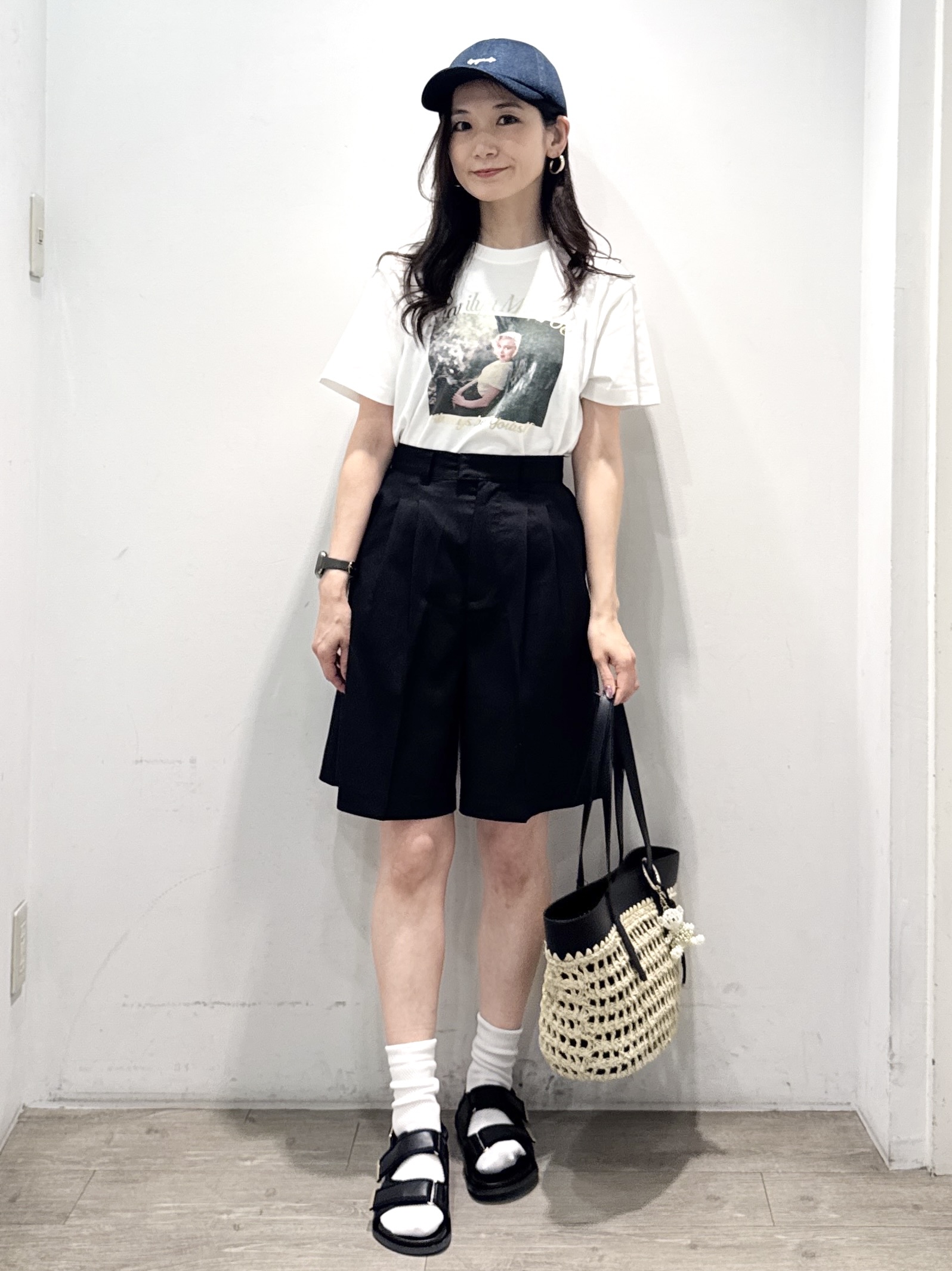 yuicciさんの「OPAQUE.CLIP｜ツイル2タックハーフパンツ【洗濯機OK】」を使ったコーディネート