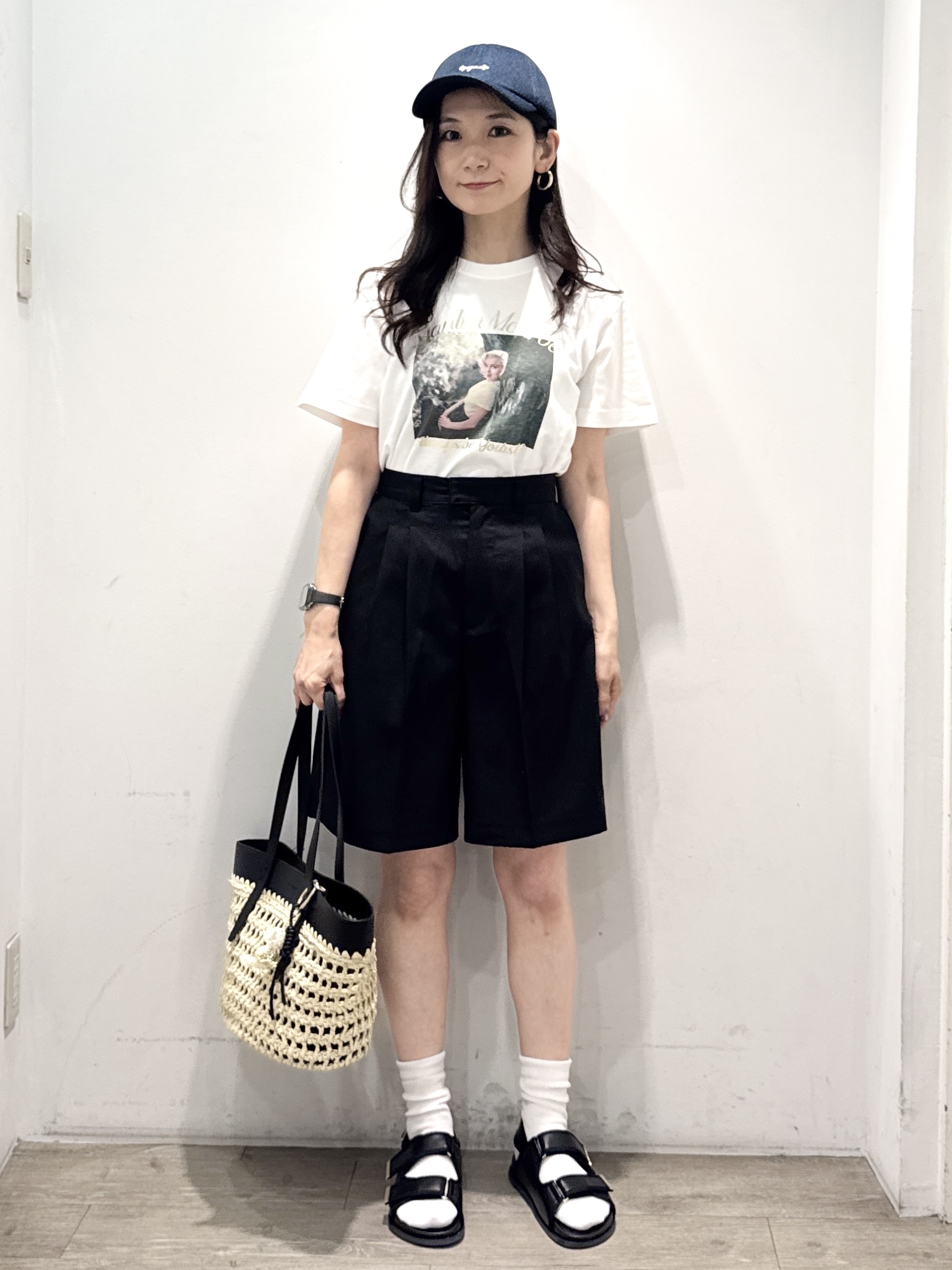 yuicciさんの「OPAQUE.CLIP｜ツイル2タックハーフパンツ【洗濯機OK】」を使ったコーディネート