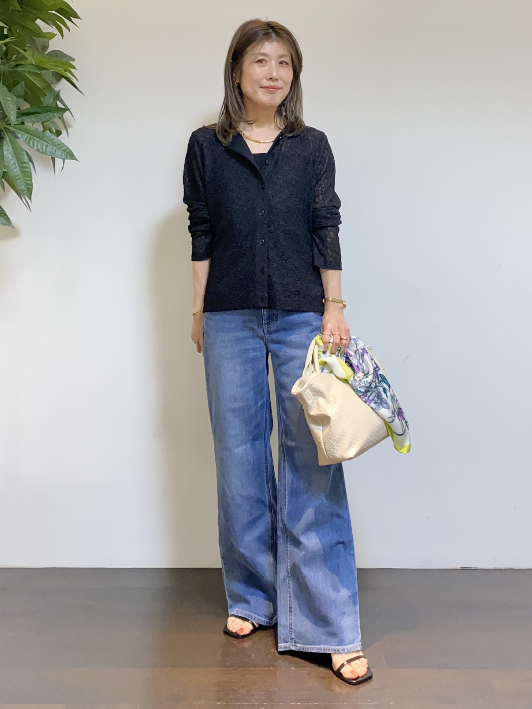 tomoさんの「UNTITLED｜◆【シアー】ストレッチレースカーディガン」を使ったコーディネート