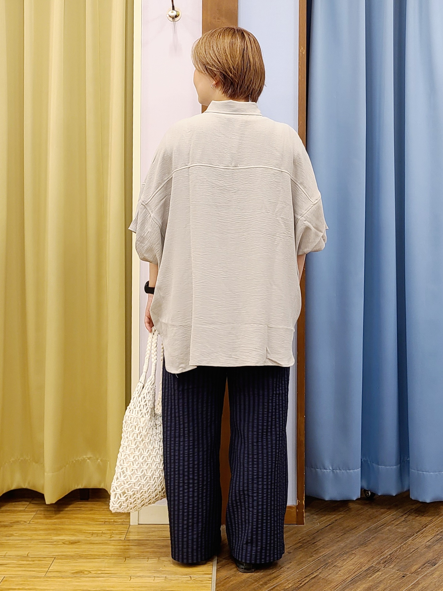 Chiiさんの「SHOO･LA･RUE｜【吸水速乾/セットアップ可】穿くだけで主役になる サッカーストライプイージーパンツ」を使ったコーディネート