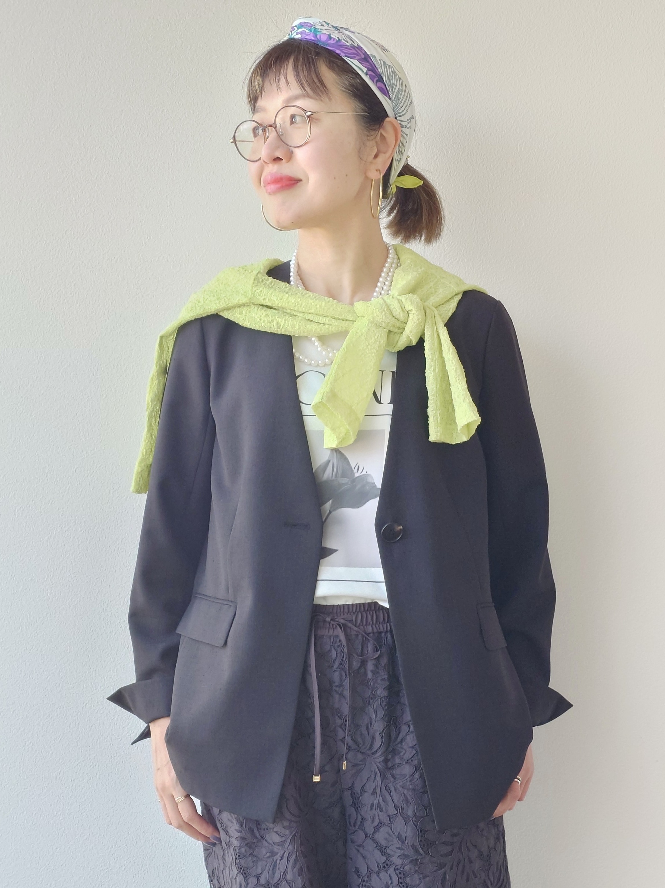 MUTSUKOさんの「UNTITLED｜◆【さらりと快適/セットアップ可/UV/接触冷感】スラブカラーレスジャケット」を使ったコーディネート