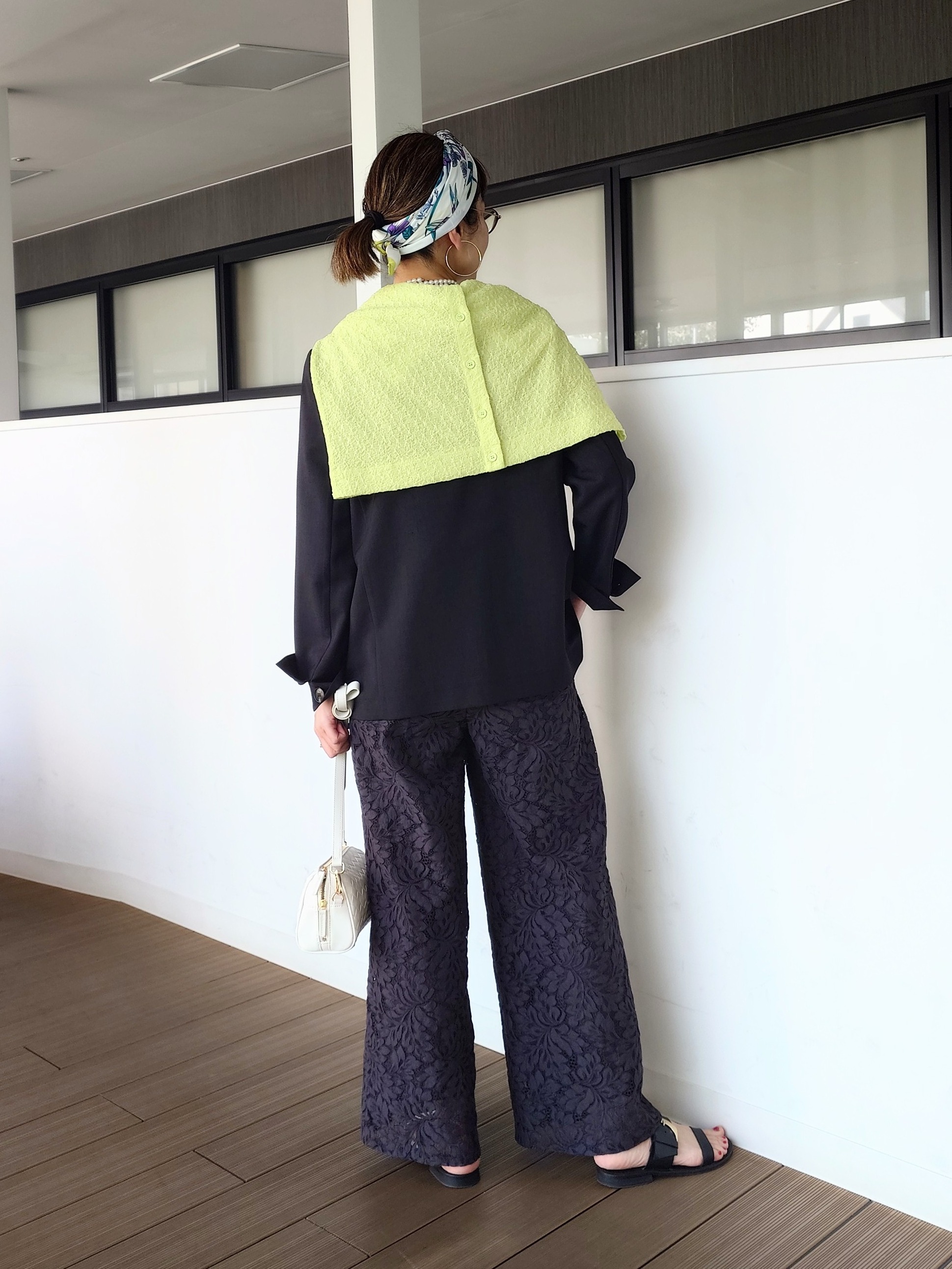 MUTSUKOさんの「UNTITLED｜◆【さらりと快適/セットアップ可/UV/接触冷感】スラブカラーレスジャケット」を使ったコーディネート