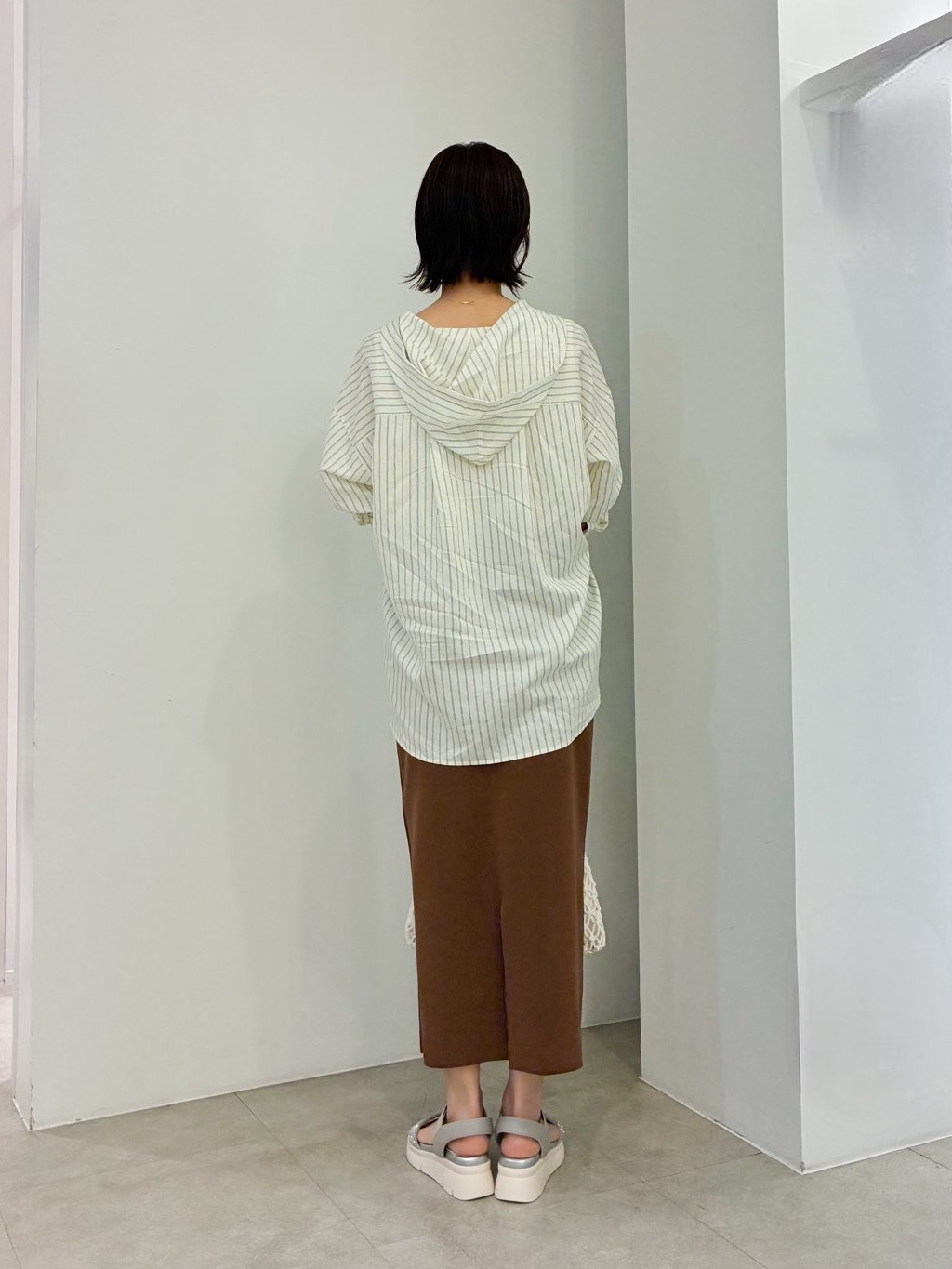 kanakoさんの「grove｜【洗える】大人のストライプ フーディシャツ」を使ったコーディネート
