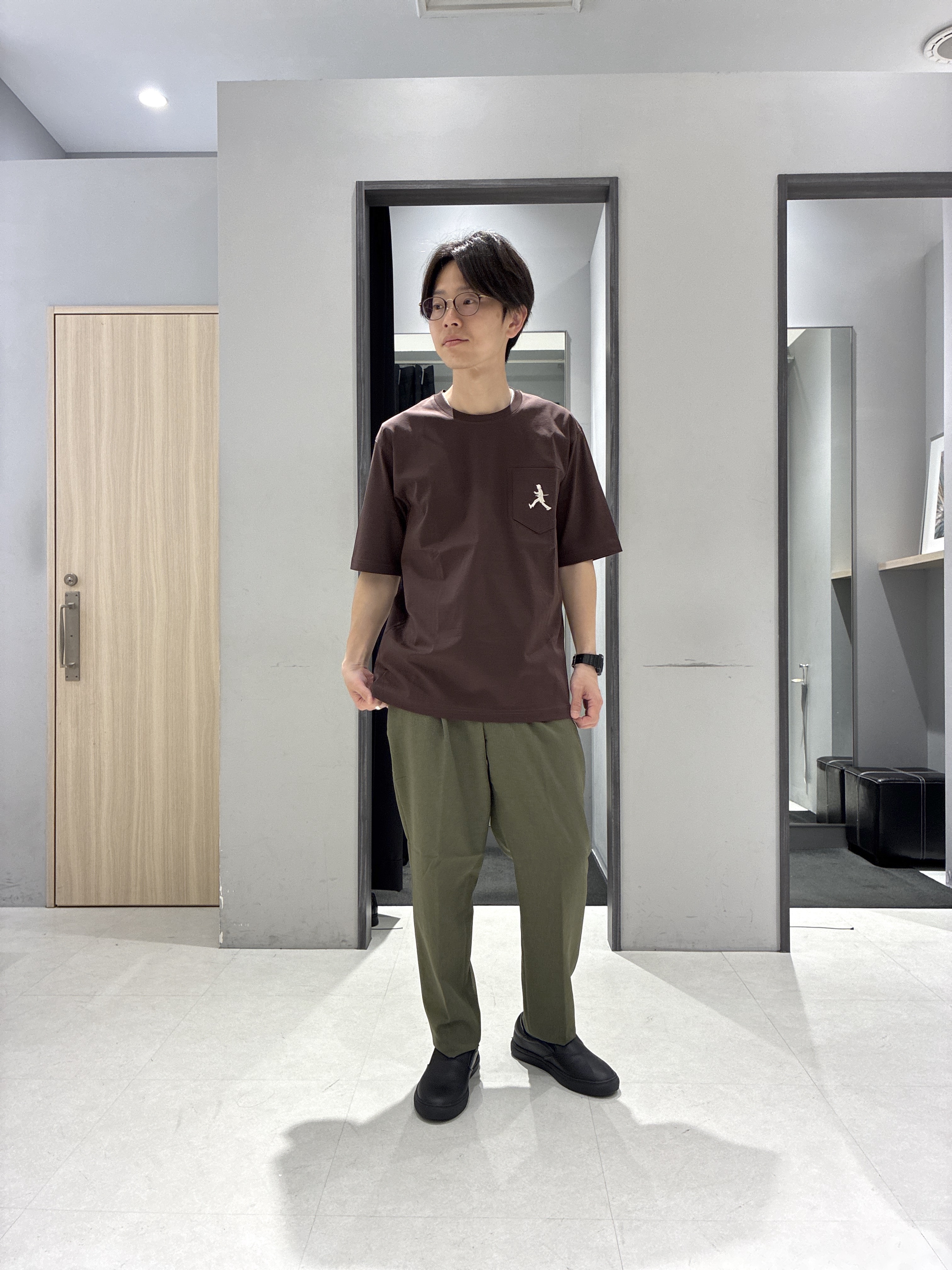 わいずみさんの「TAKEO KIKUCHI｜【通気性】トリコットサッカー オープンカラー シャツ」を使ったコーディネート