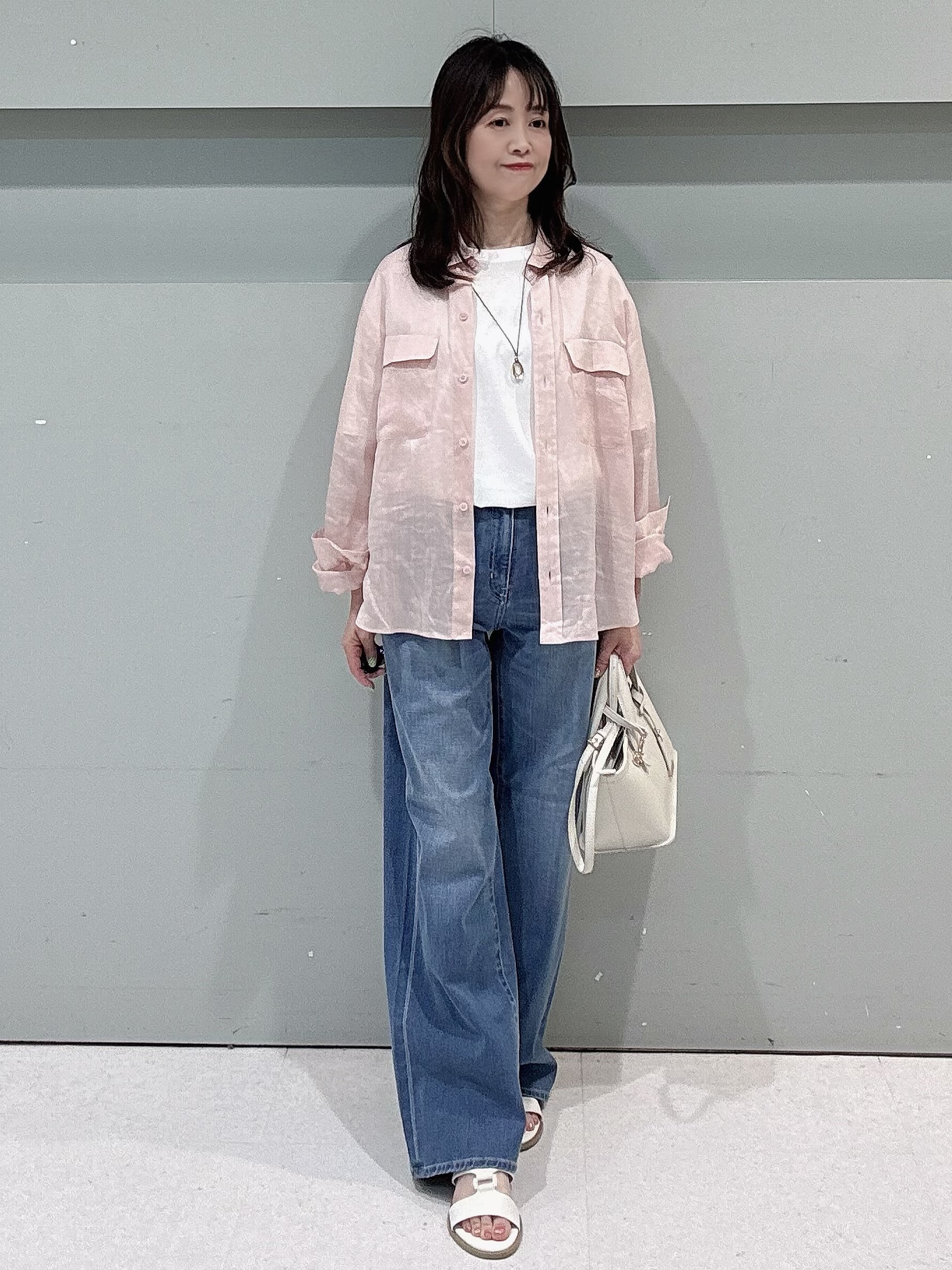 makiさんの「UNTITLED｜【接触冷感】ドライタッチシャツ」を使ったコーディネート
