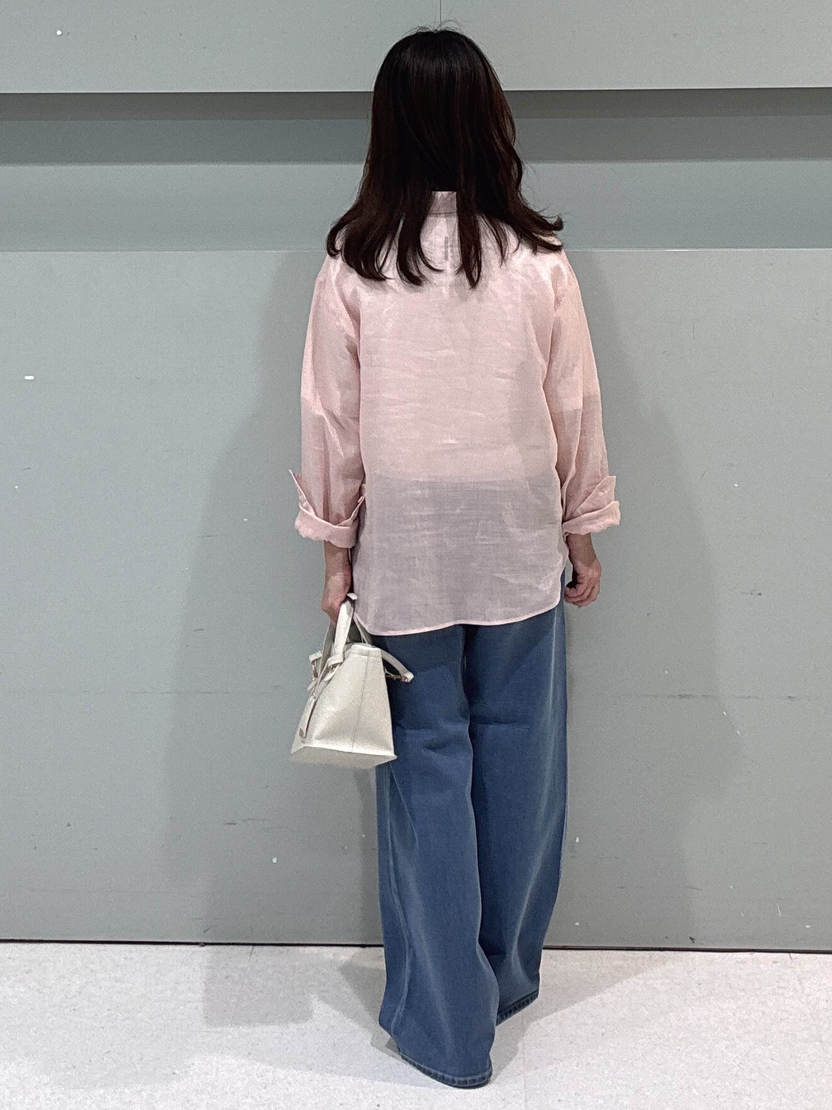 makiさんの「UNTITLED｜【接触冷感】ドライタッチシャツ」を使ったコーディネート