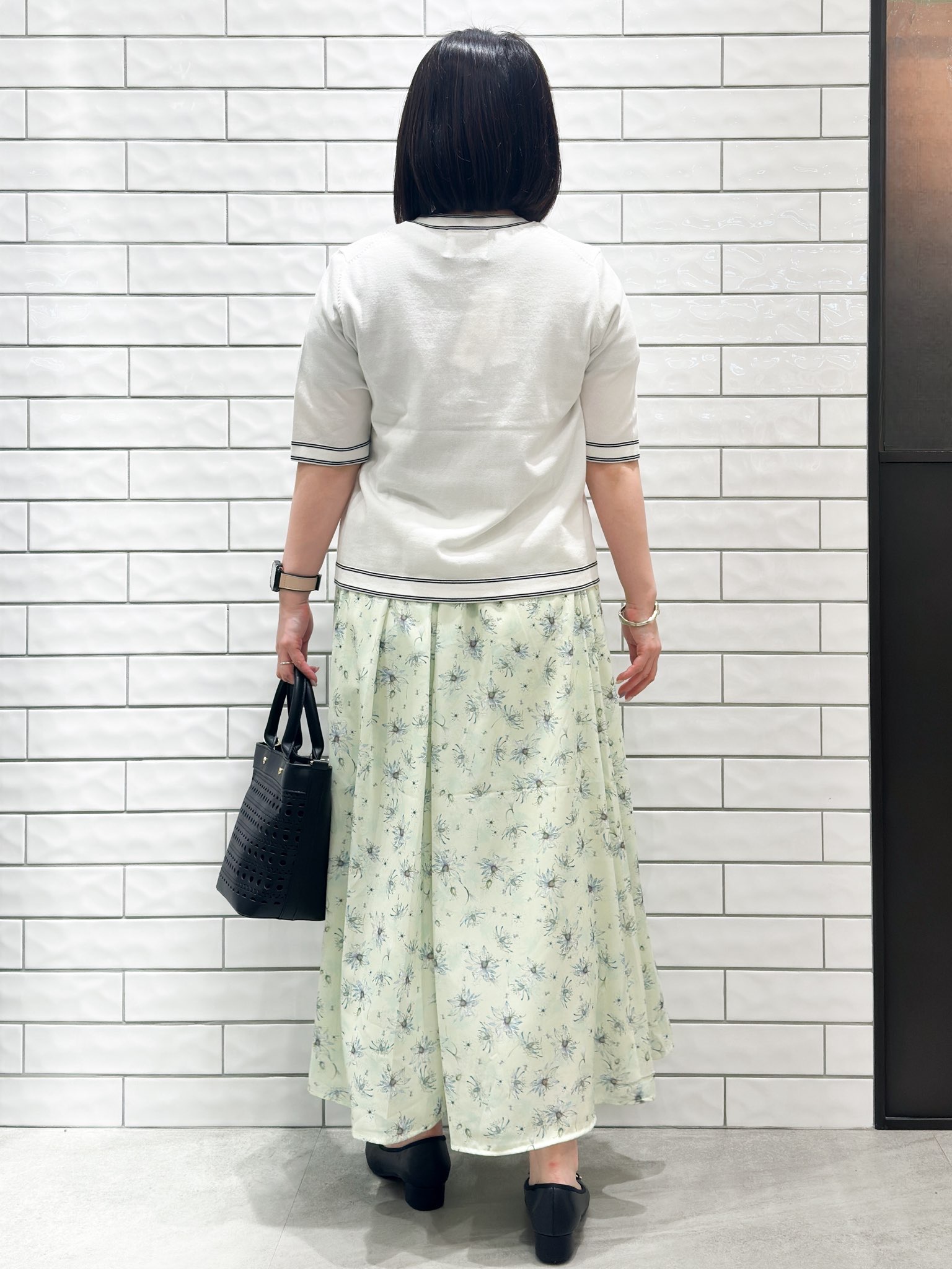 Minさんの「OPAQUE.CLIP｜【UV】バイカラーダブルライン半袖カーディガン《洗濯機OK》」を使ったコーディネート