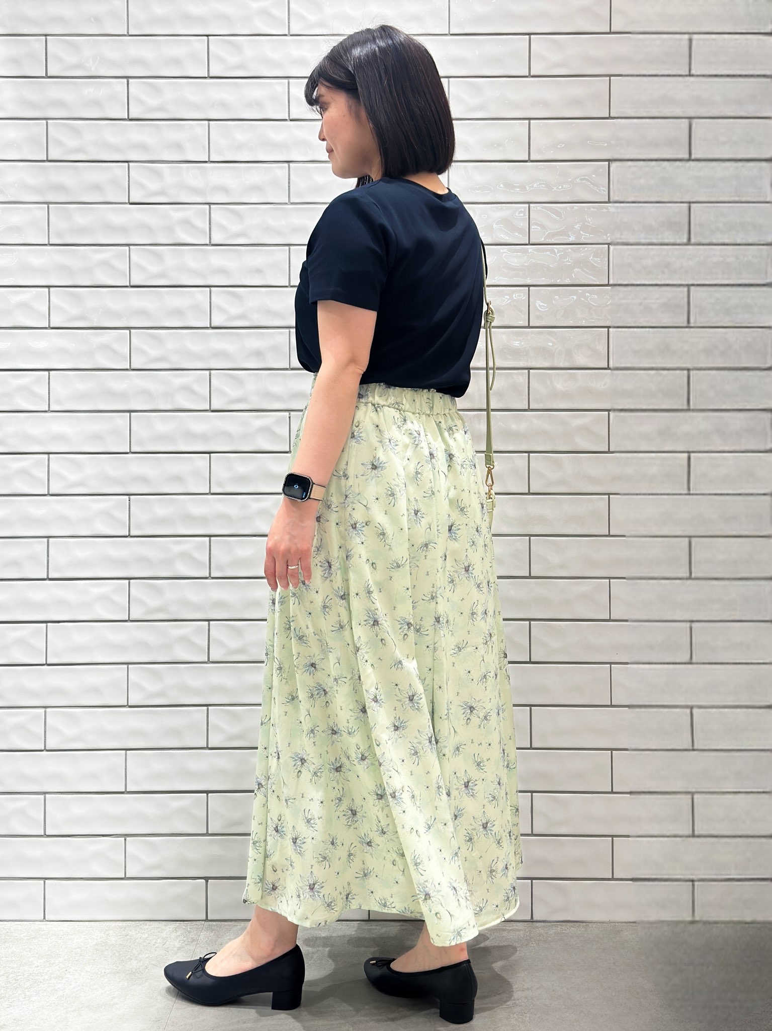 Minさんの「OPAQUE.CLIP｜【UVケア／接触冷感】フロントロゴ刺繍Tシャツ《洗濯機OK／S-3L／7col》」を使ったコーディネート