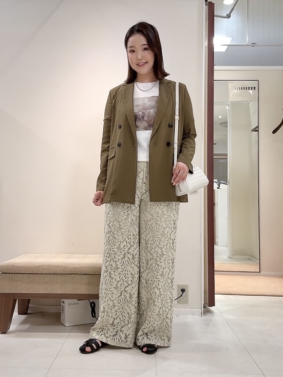 YUIさんの「UNTITLED｜◆【セットアップ可/接触冷感/通気性】ドライシアーダブルジャケット」を使ったコーディネート