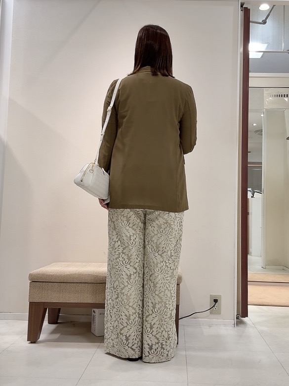 YUIさんの「UNTITLED｜◆【セットアップ可/接触冷感/通気性】ドライシアーダブルジャケット」を使ったコーディネート