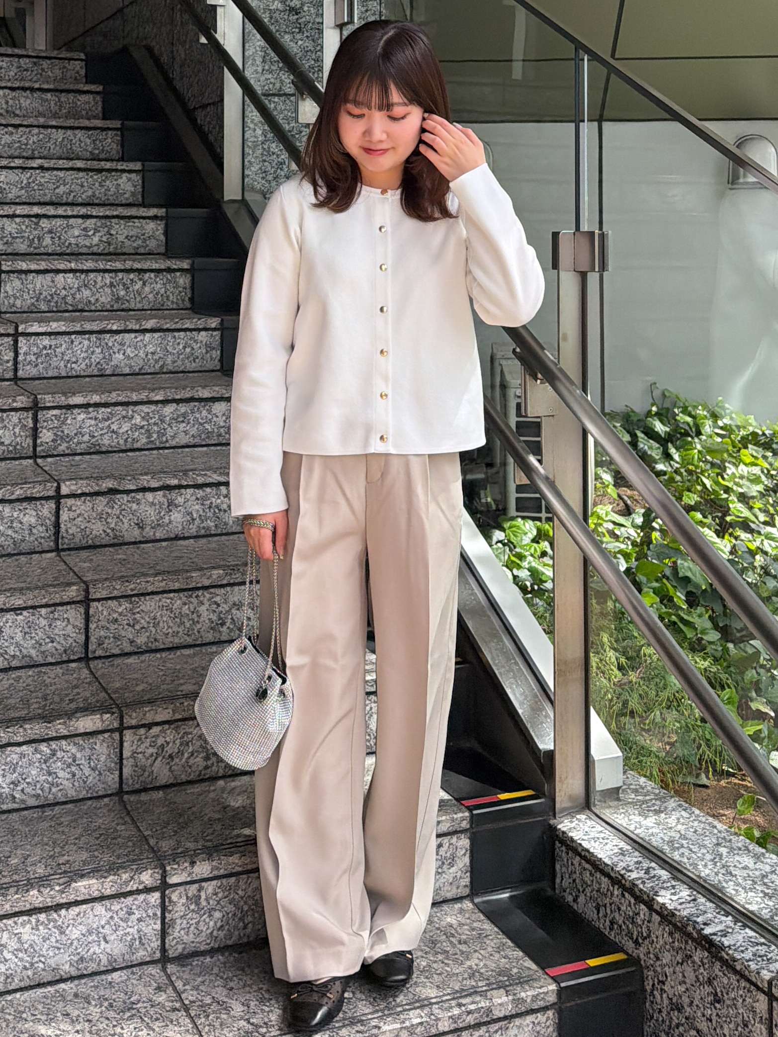 HANNAさんの「OPAQUE.CLIP｜スナップボタンニットカーディガン【洗濯機OK／抗ピル】」を使ったコーディネート