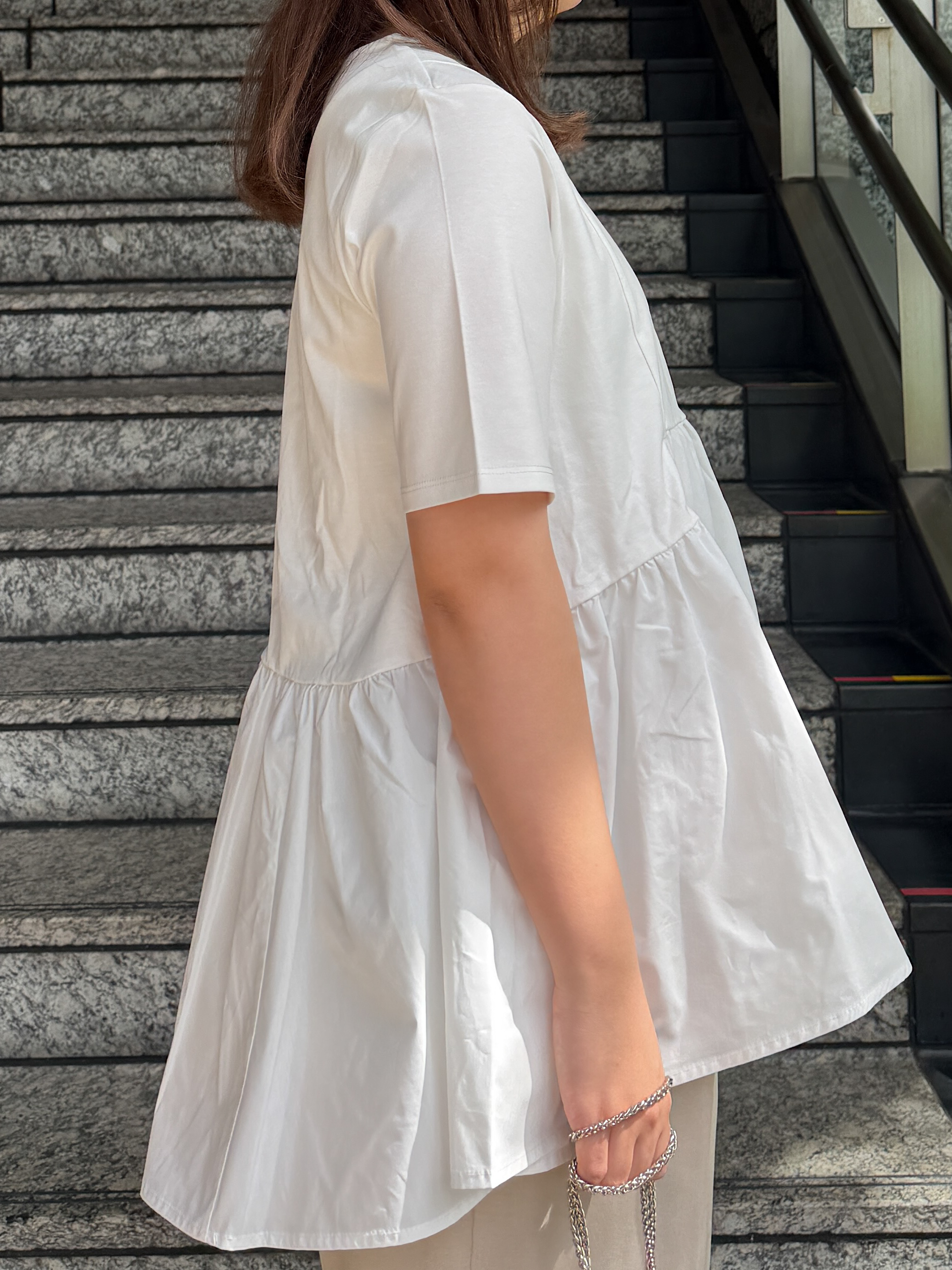 HANNAさんの「OPAQUE.CLIP｜ペプラムドッキングカットソー【洗濯機OK】」を使ったコーディネート