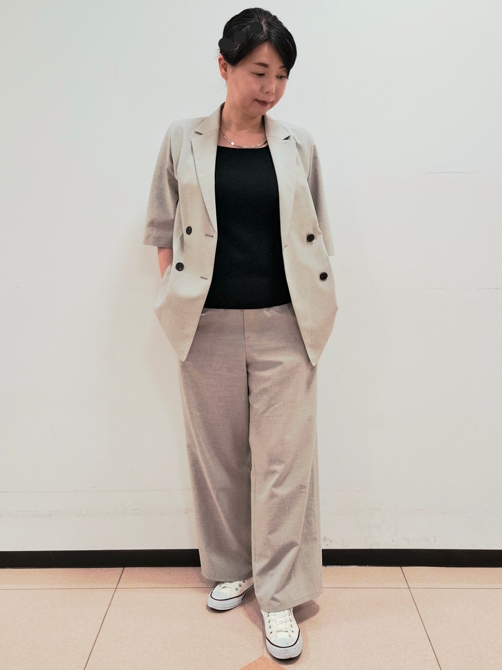ねぎさんの「UNTITLED｜【シワになりにくい/セットアップ可/接触冷感】ハーフスリーブジャケット」を使ったコーディネート