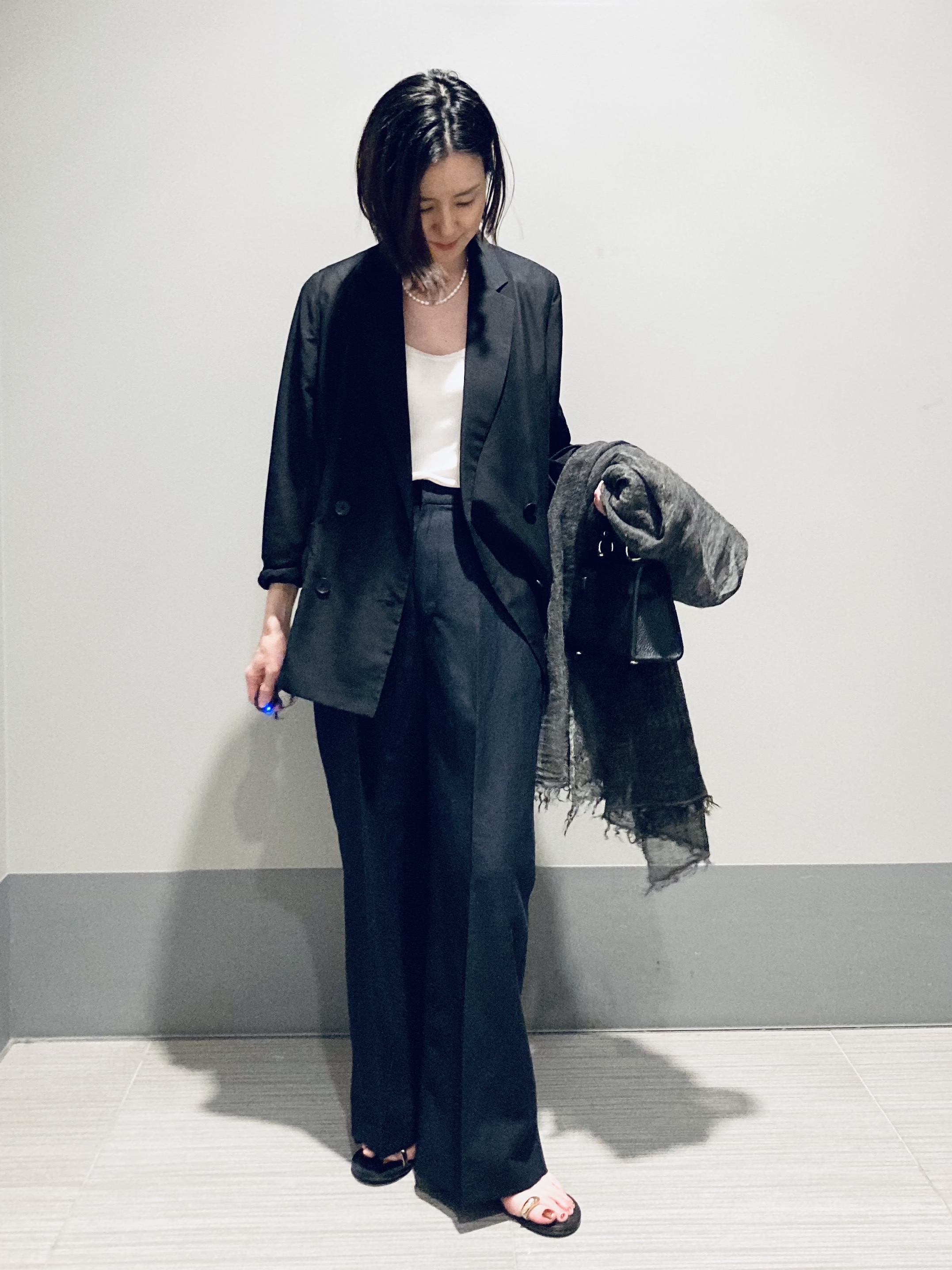 Furuさんの「DRESSTERIOR｜【接触冷感/防シワ機能/ウォッシャブル】クールタッチ リネンブレンドシアージャケット」を使ったコーディネート