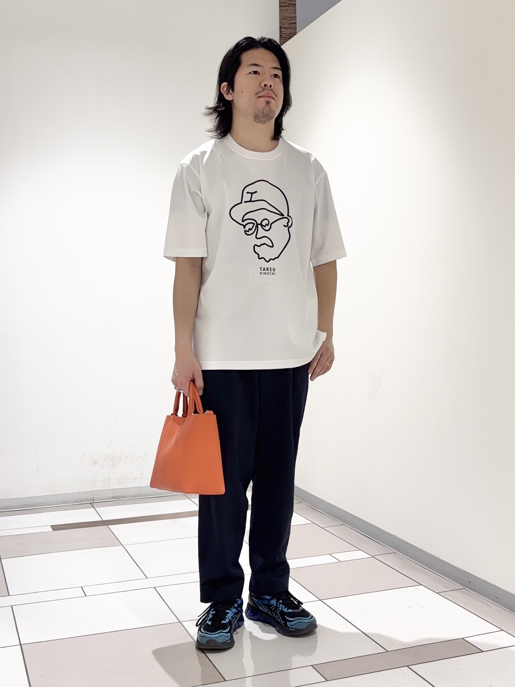 及川さんの「TAKEO KIKUCHI｜【BOWLER HAT LABEL】アイスクリアコットン ワンストローク 半袖Tシャツ」を使ったコーディネート