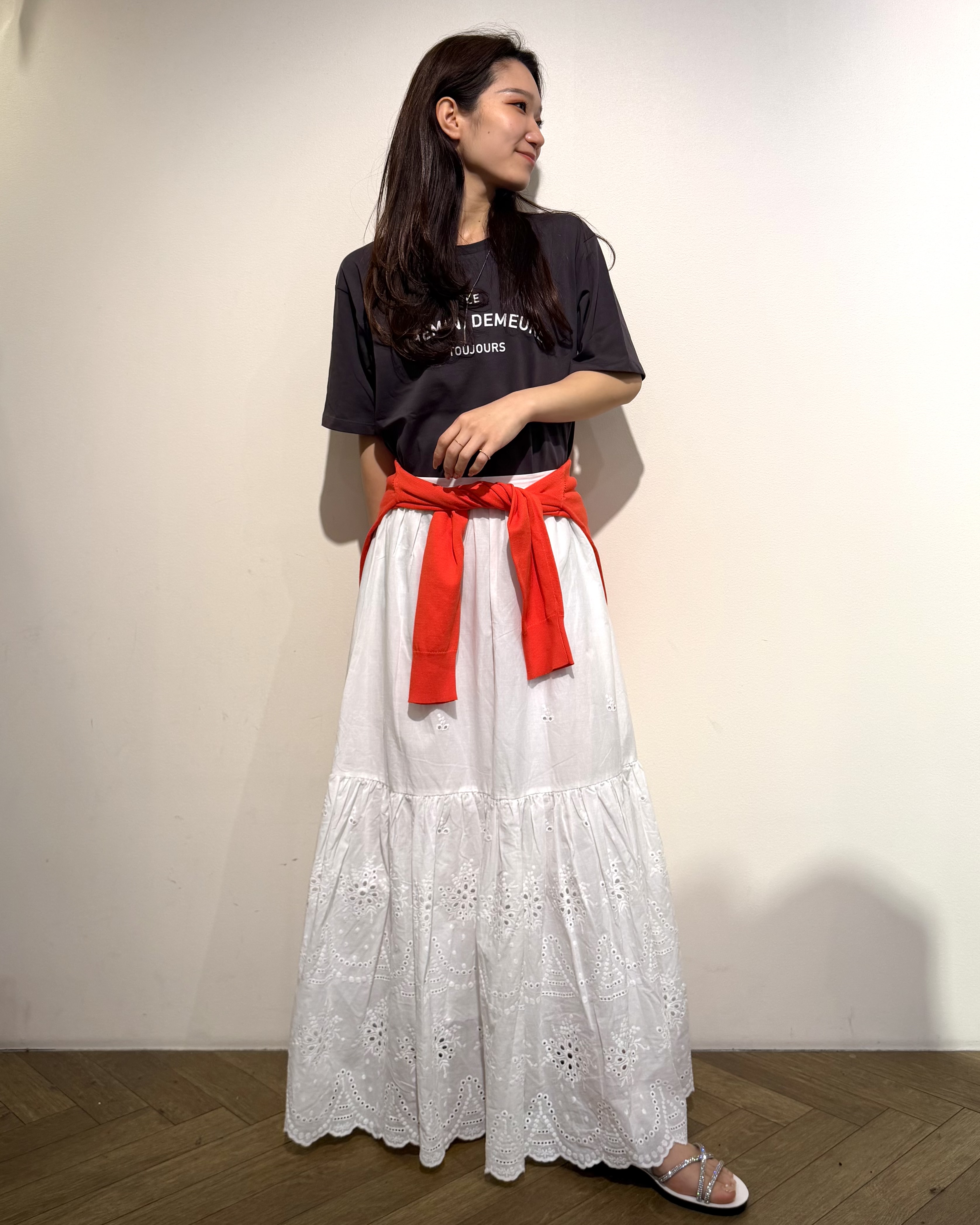 mikuさんの「OPAQUE.CLIP｜ロゴプリントアソートTシャツ【洗濯機OK】」を使ったコーディネート