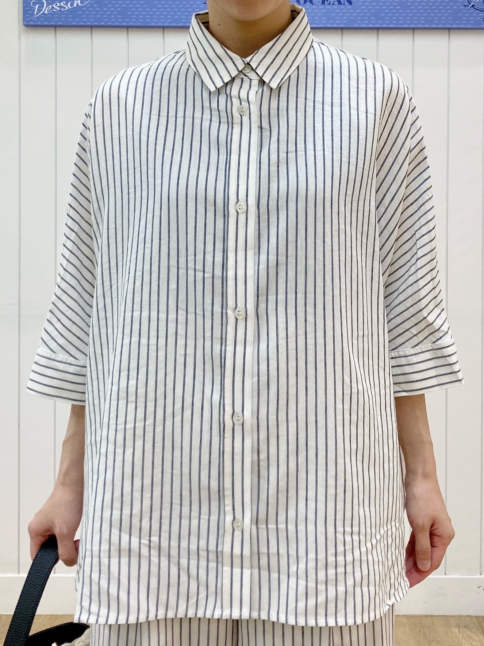 yoshiさんの「Dessin｜【セットアップ可/洗える】リネンブレンドドルマンシャツ」を使ったコーディネート