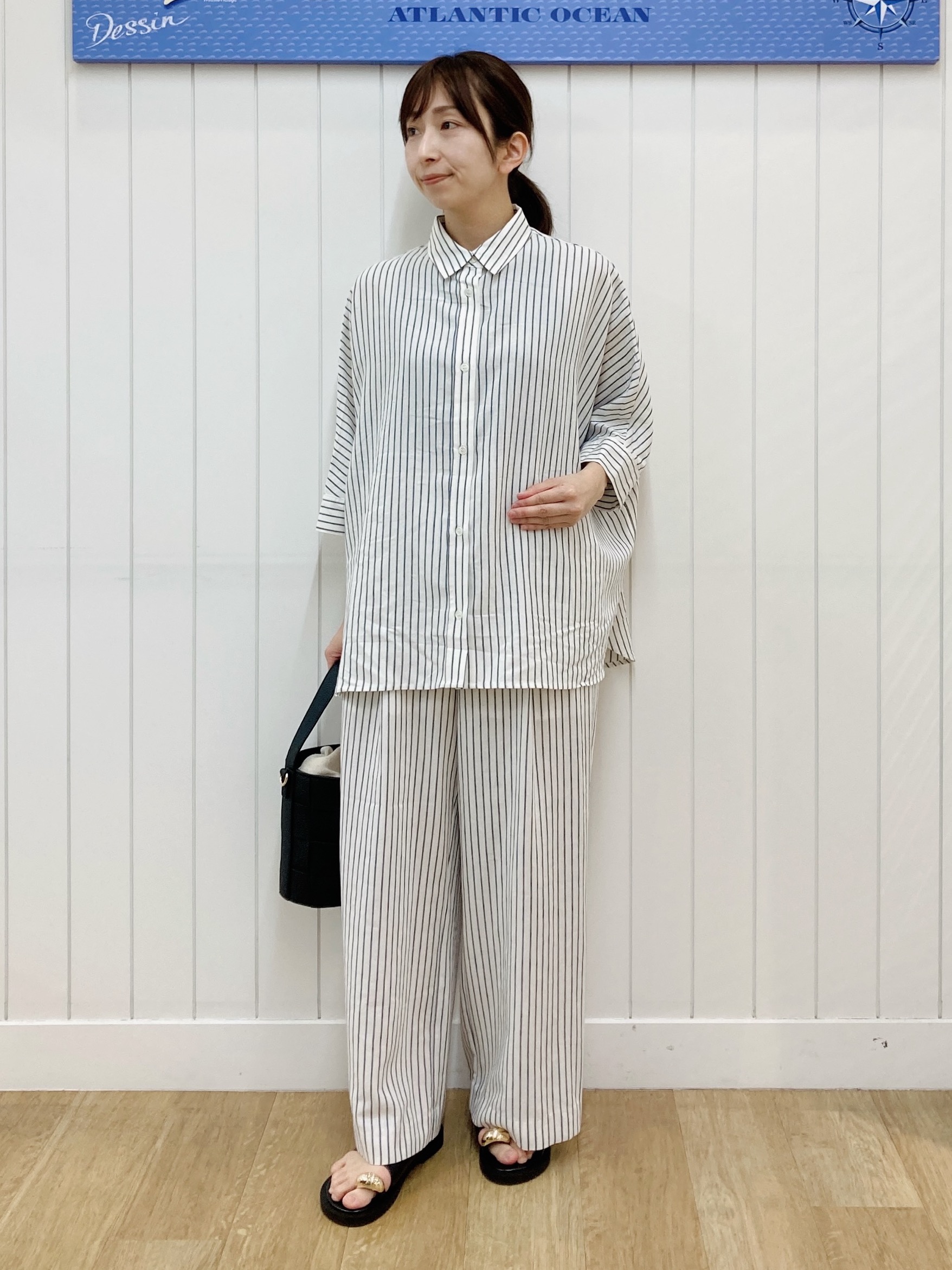 yoshiさんの「Dessin｜【セットアップ可/洗える】リネンブレンドドルマンシャツ」を使ったコーディネート