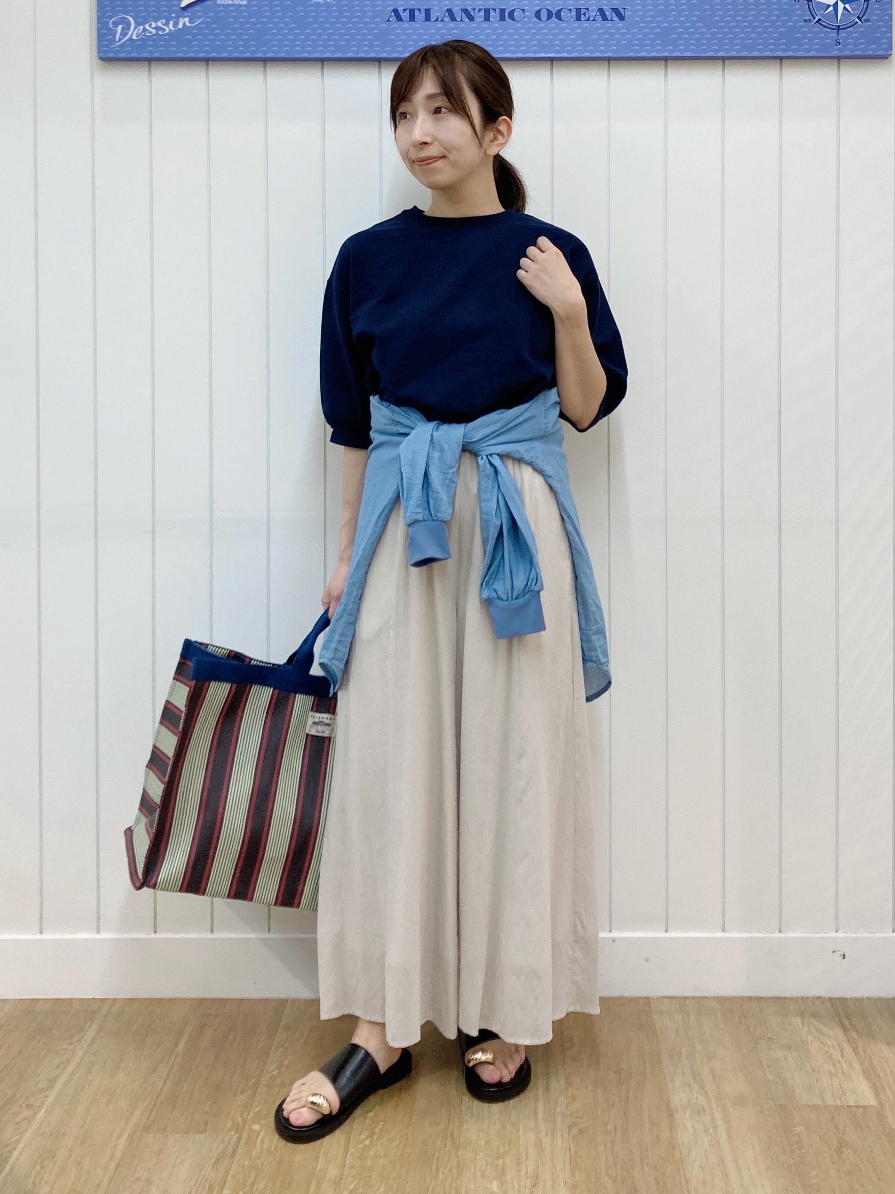 yoshiさんの「Dessin｜【360度可愛い】バックヘンリーカットソー5分袖」を使ったコーディネート