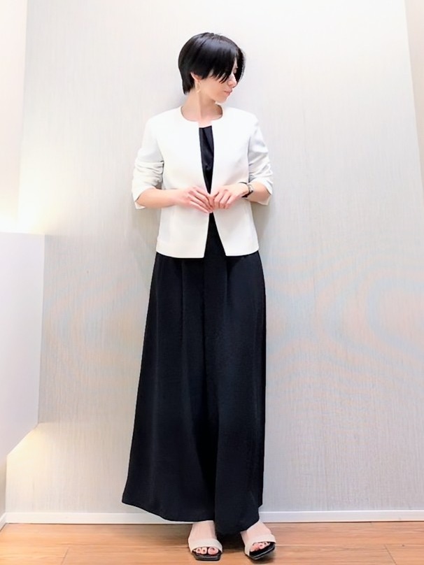 ミズタさんの「UNTITLED｜【清涼感/洗える】ミニマルシルエットジャケット」を使ったコーディネート
