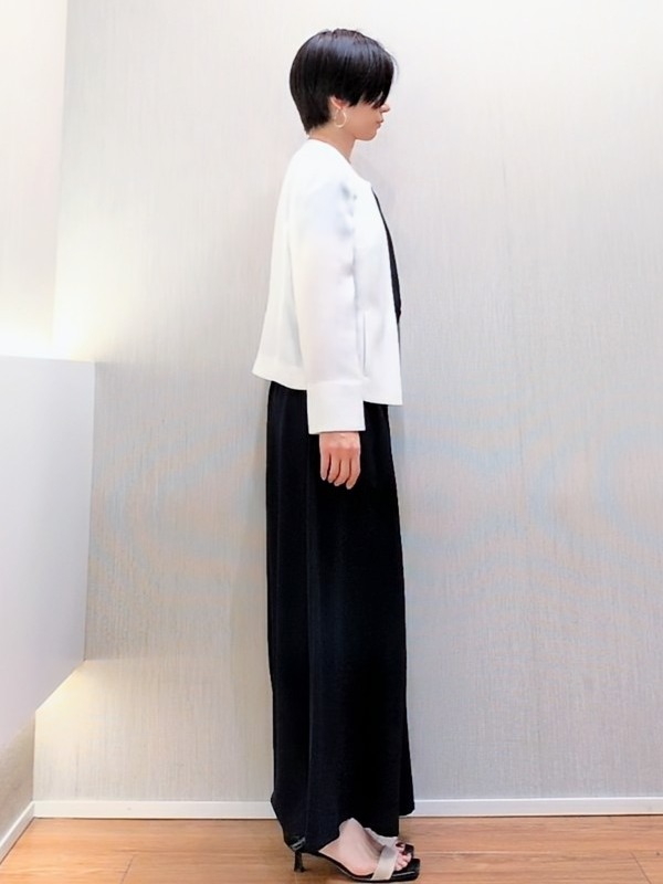 ミズタさんの「UNTITLED｜【清涼感/洗える】ミニマルシルエットジャケット」を使ったコーディネート