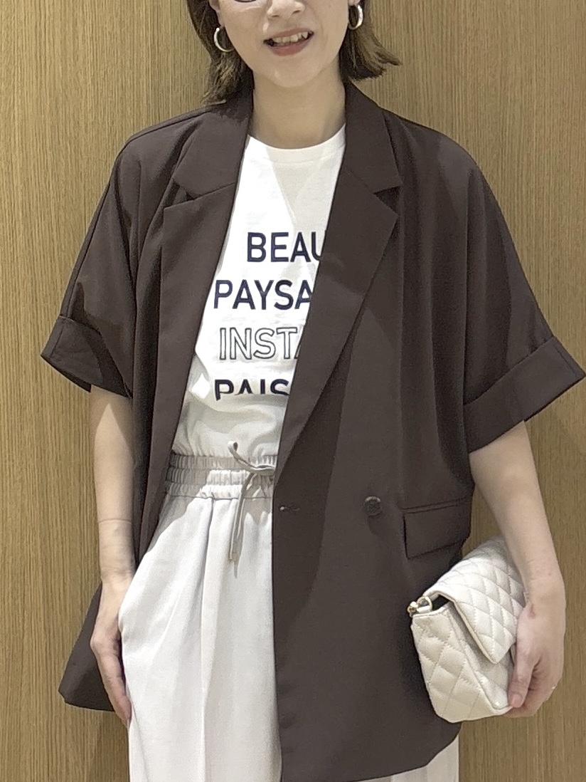 たけねぇさんの「OPAQUE.CLIP｜【接触冷感／吸水速乾／防シワ】リネンライクテーラードジャケット《洗濯機OK》」を使ったコーディネート