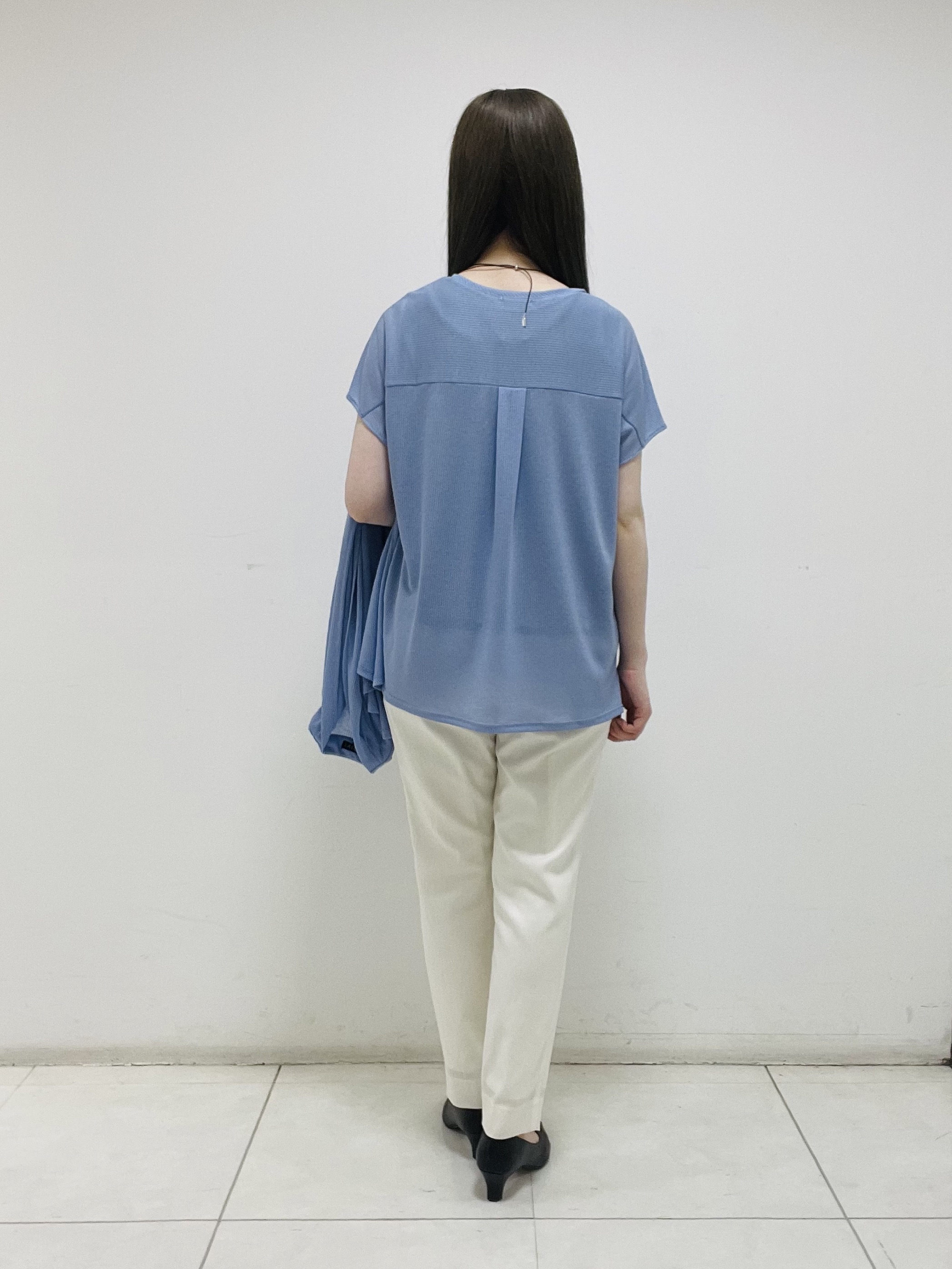 mさんの「INDIVI｜【洗える／アンサンブル可能】シアースストライプトップス」を使ったコーディネート