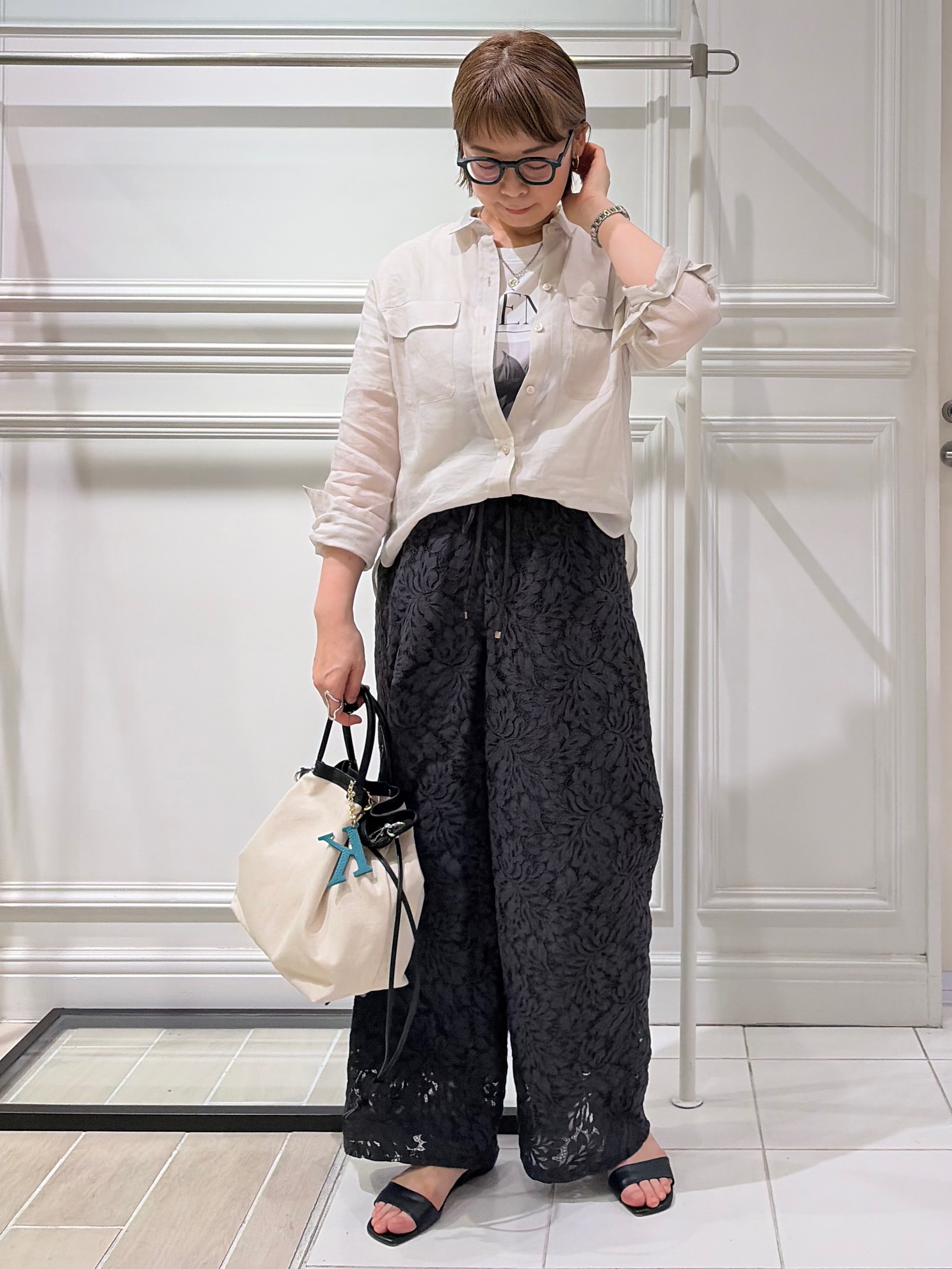 AKKOさんの「UNTITLED｜【接触冷感】ドライタッチシャツ」を使ったコーディネート