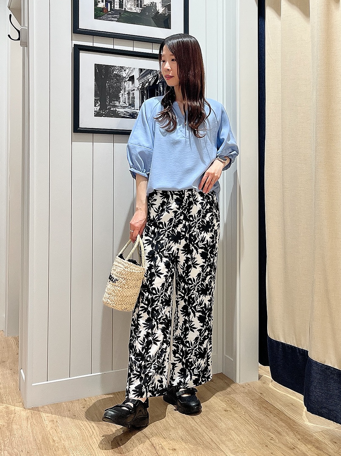 mihoさんの「Dessin｜【洗える】スキッパーライトブラウス」を使ったコーディネート