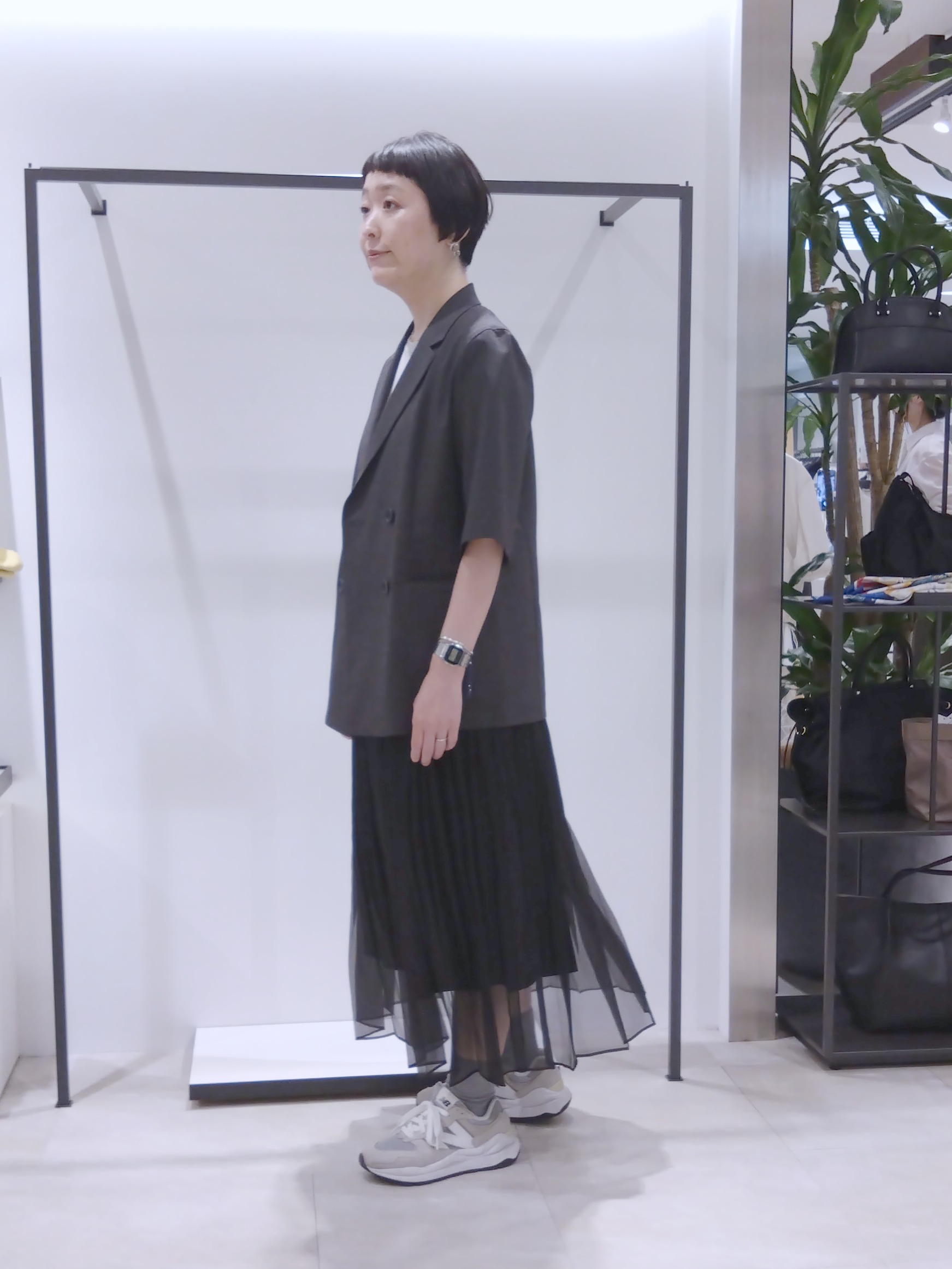まちこさんの「UNTITLED｜【シワになりにくい/セットアップ可/接触冷感】ハーフスリーブジャケット」を使ったコーディネート