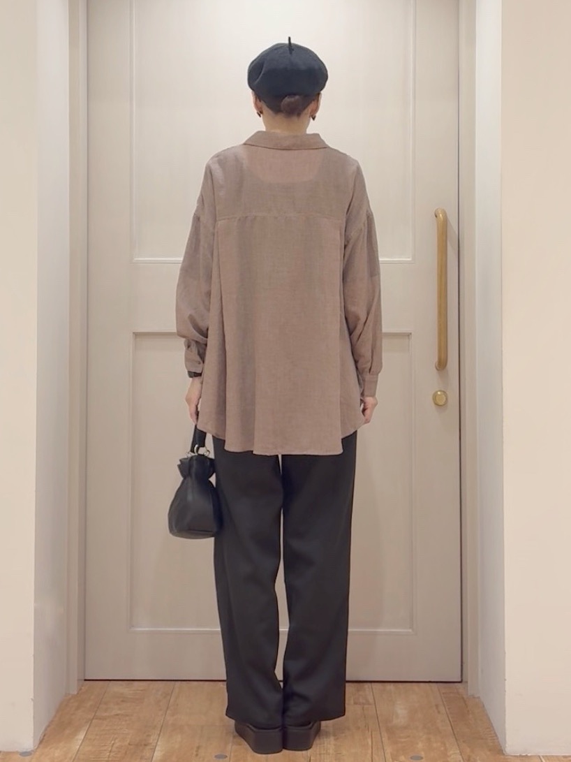 tamuさんの「SHOO･LA･RUE｜【ネックアソート/洗濯機可】テレコ5分袖トップス」を使ったコーディネート