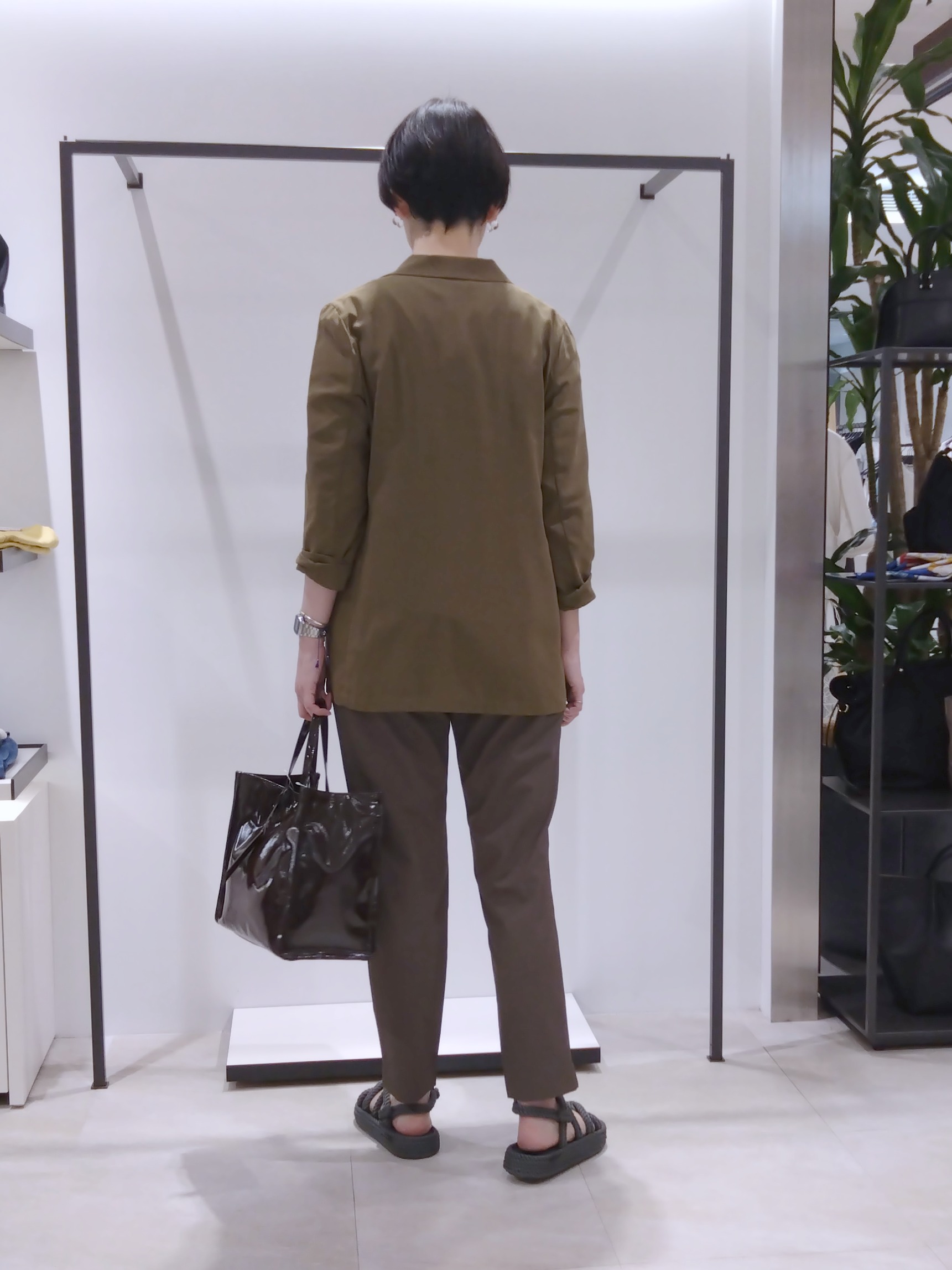 まちこさんの「UNTITLED｜ストライプシャーリングブラウス」を使ったコーディネート