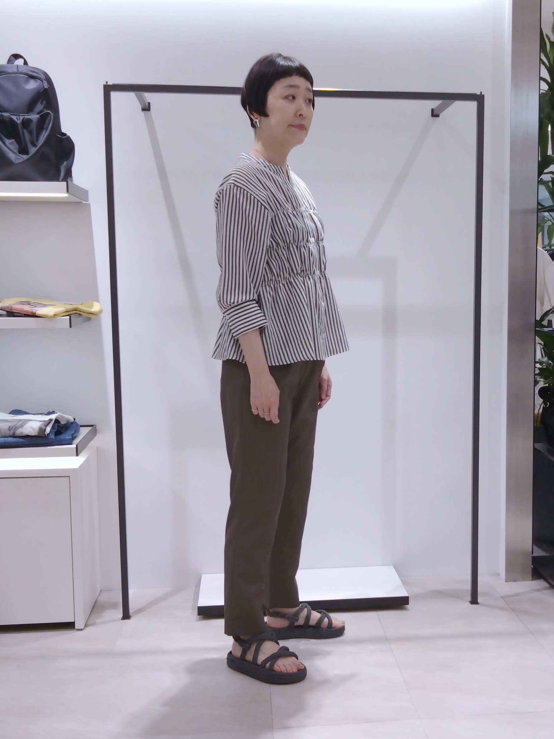 まちこさんの「UNTITLED｜【すっきり見え/接触冷感/吸水速乾】クリーンライン パンツ」を使ったコーディネート