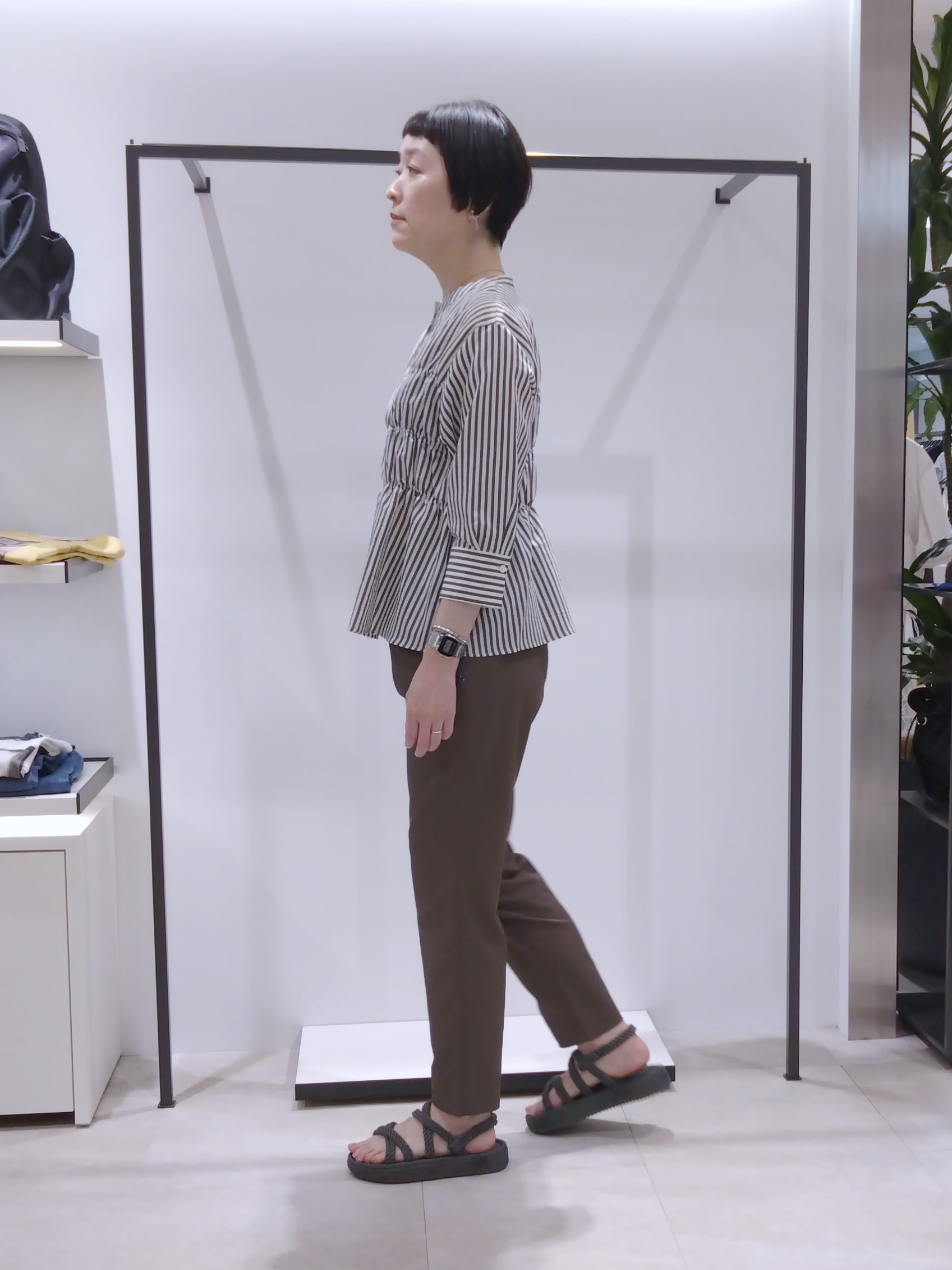 まちこさんの「UNTITLED｜【すっきり見え/接触冷感/吸水速乾】クリーンライン パンツ」を使ったコーディネート