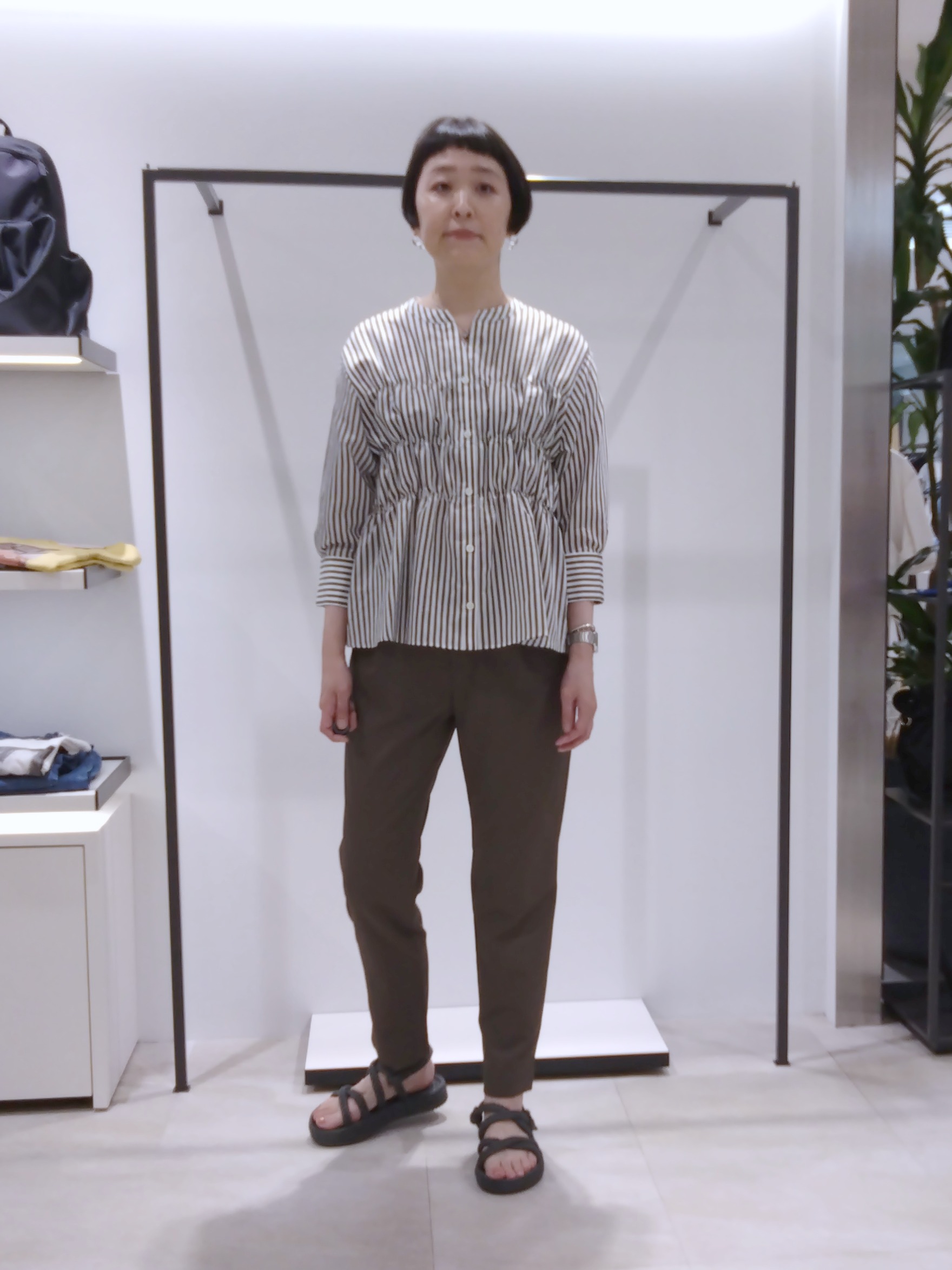 まちこさんの「UNTITLED｜【すっきり見え/接触冷感/吸水速乾】クリーンライン パンツ」を使ったコーディネート