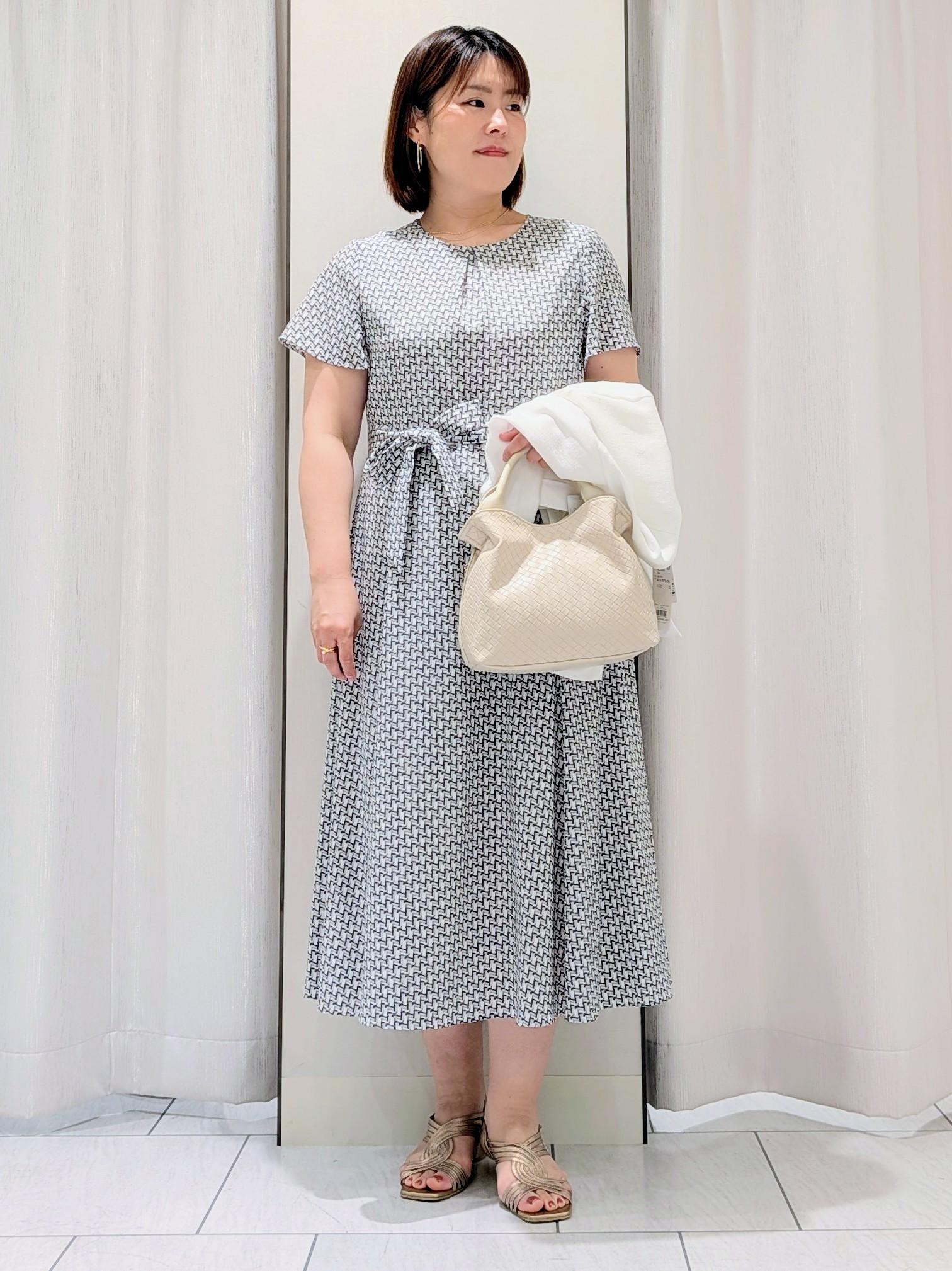 Onumaさんの「UNTITLED｜【美シルエット/洗える】ジオメプリントワンピース」を使ったコーディネート