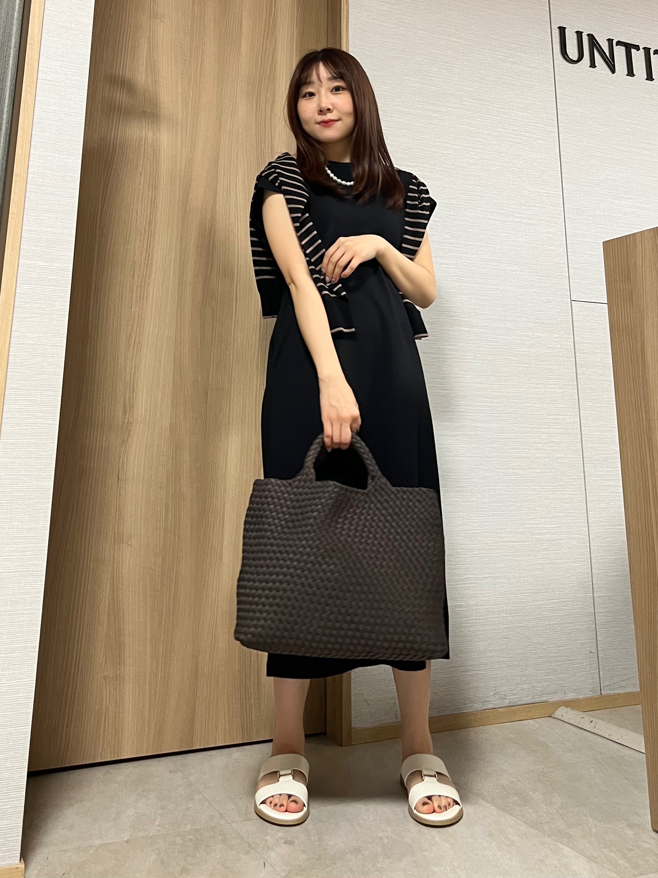 KAHOさんの「UNTITLED｜【接触冷感/UVカット/遮熱/抗菌防臭】ライトプレーティングワンピース」を使ったコーディネート