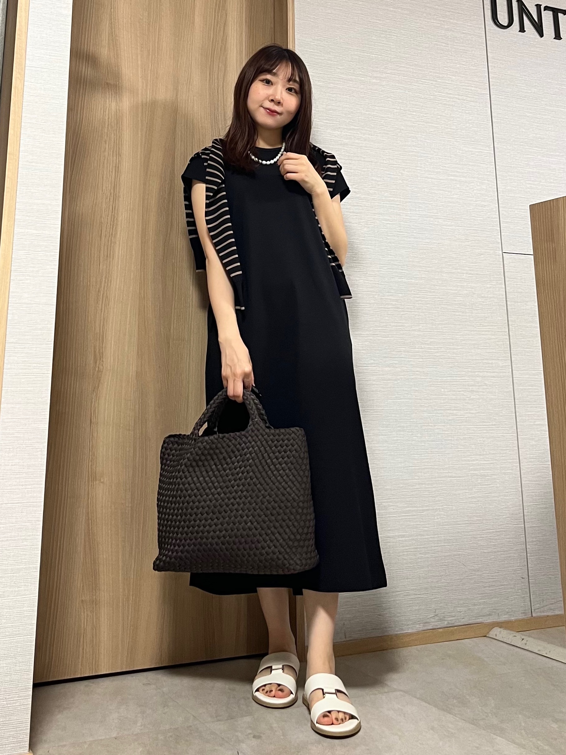 KAHOさんの「UNTITLED｜【接触冷感/UVカット/遮熱/抗菌防臭】ライトプレーティングワンピース」を使ったコーディネート