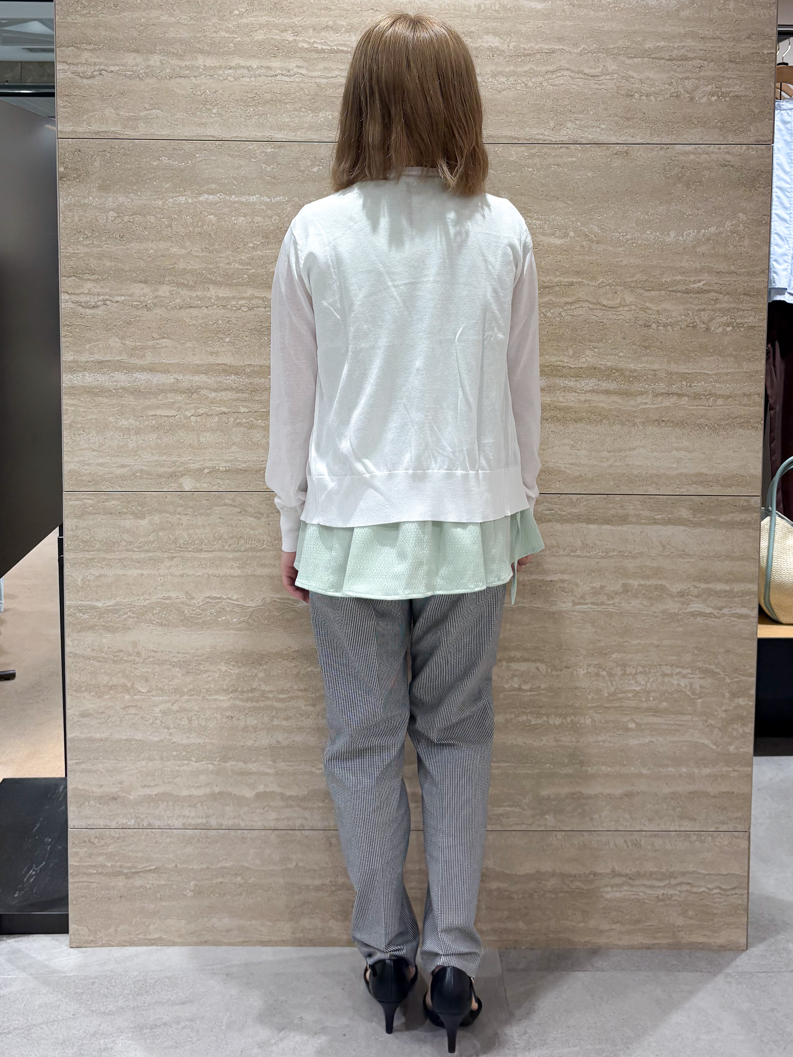 ふうかさんの「index｜【接触冷感】ビジューボタンカーディガン《抗ピリング／洗濯機OK》」を使ったコーディネート