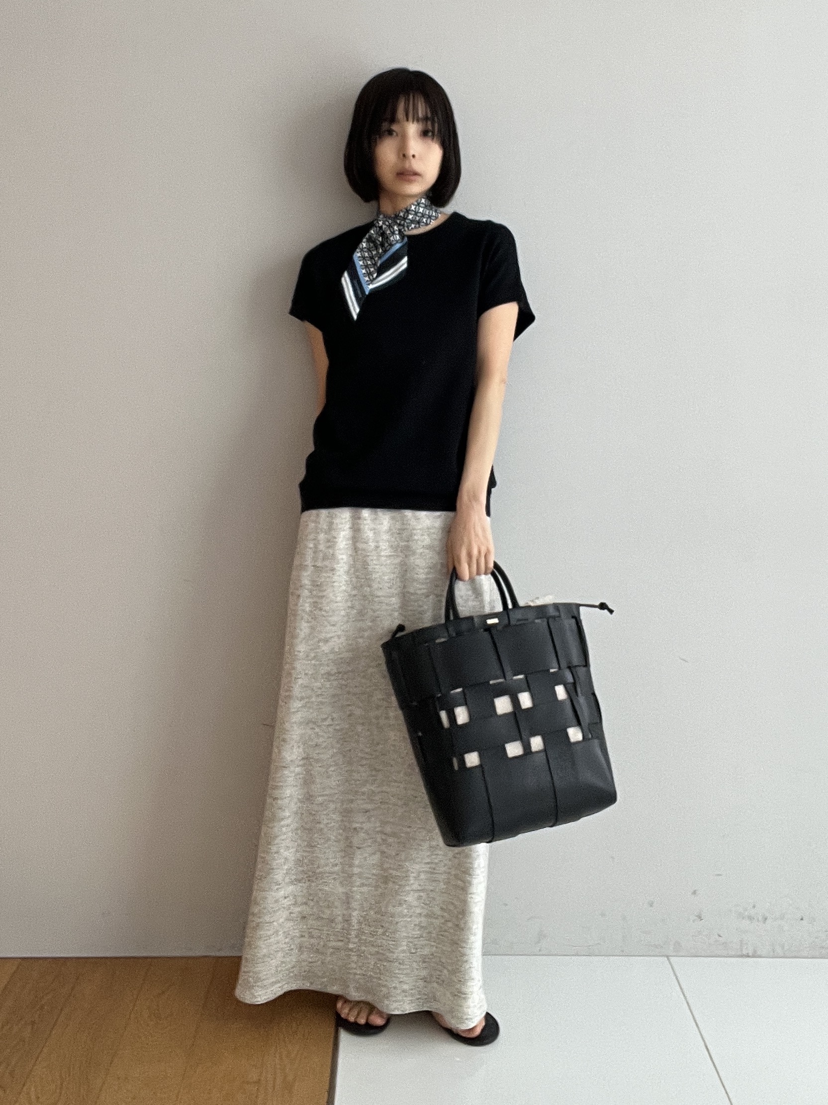 misaさんの「DRESSTERIOR｜NICOLAS LAINAS（ニコラスライナス）ソフトソールトングサンダル」を使ったコーディネート