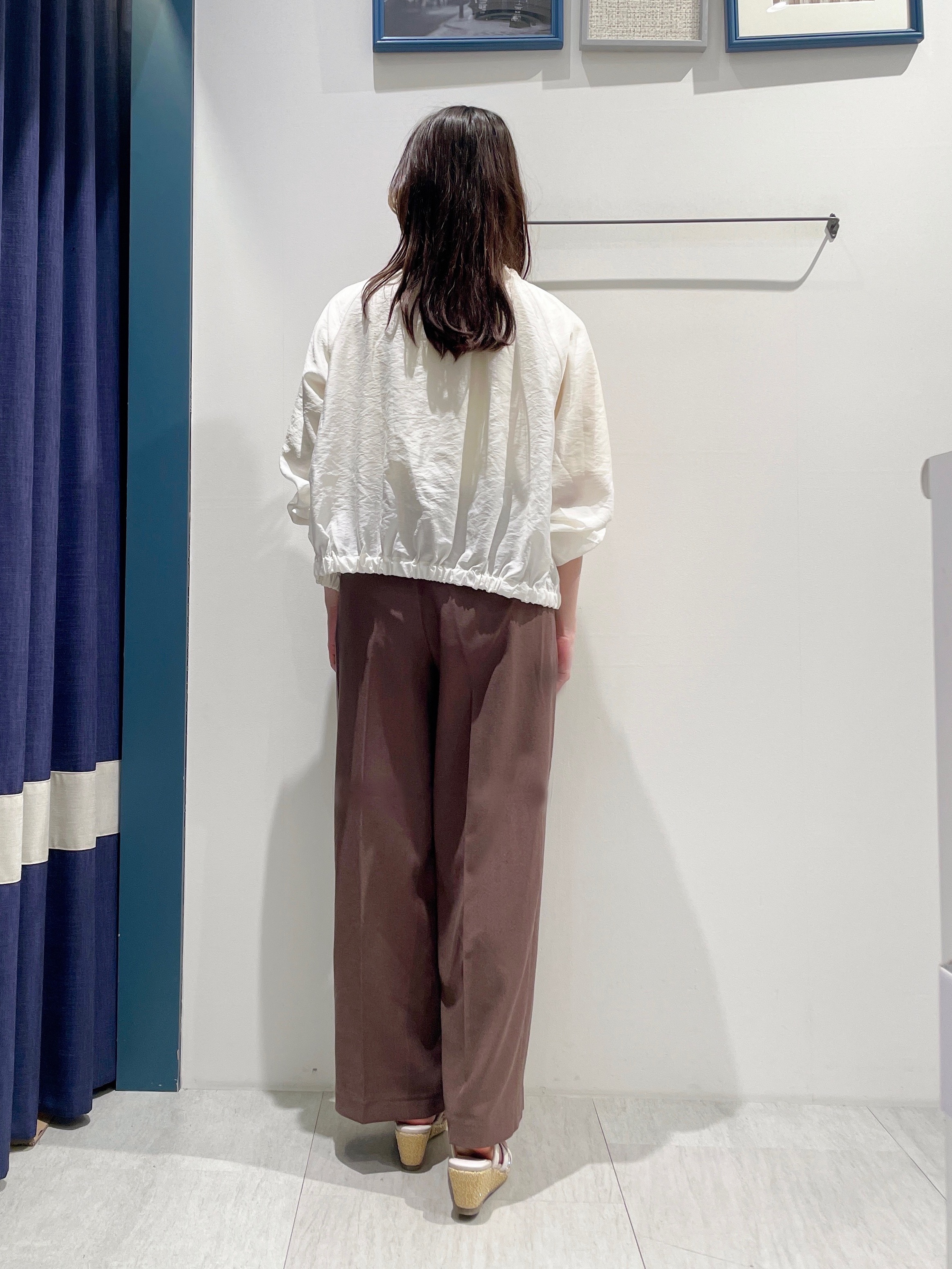 haruさんの「grove｜気温調整にも◎ブラウス感覚で羽織れるシアーブルゾン」を使ったコーディネート