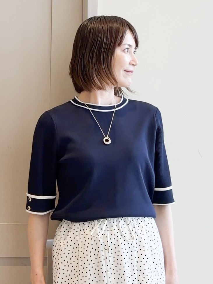 yamakoさんの「grove｜新色追加！【シリーズ累計36万枚/名品ニット】やわらかドライタッチ 袖メッシュ編みニット」を使ったコーディネート