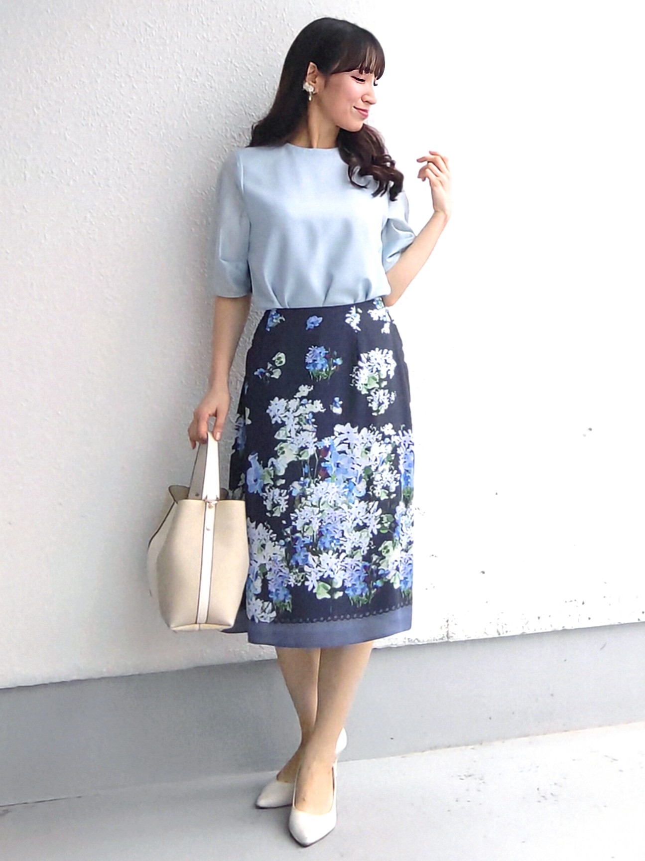 keinaさんの「SunaUna｜多色花柄プリントスカート」を使ったコーディネート