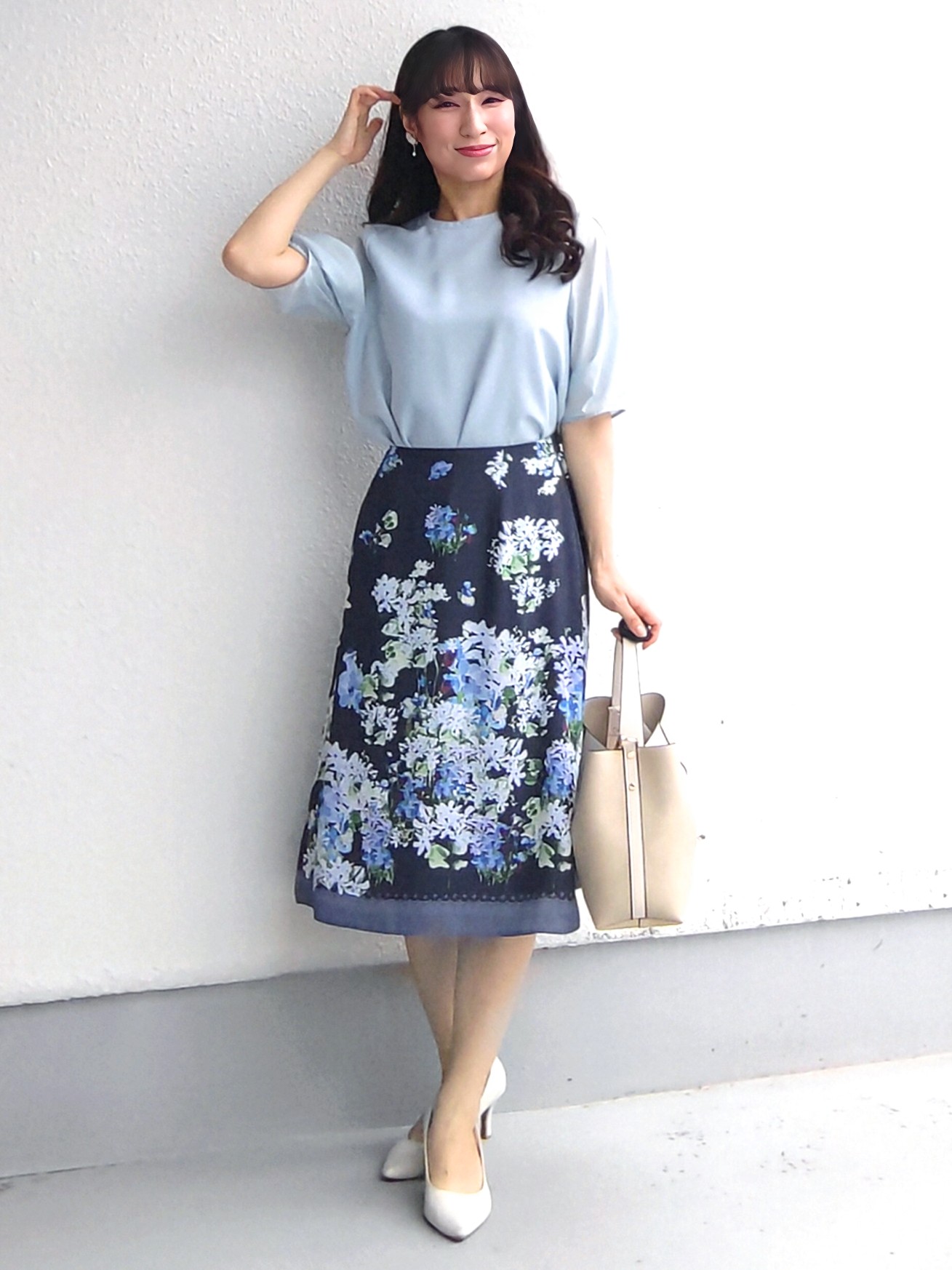keinaさんの「SunaUna｜多色花柄プリントスカート」を使ったコーディネート