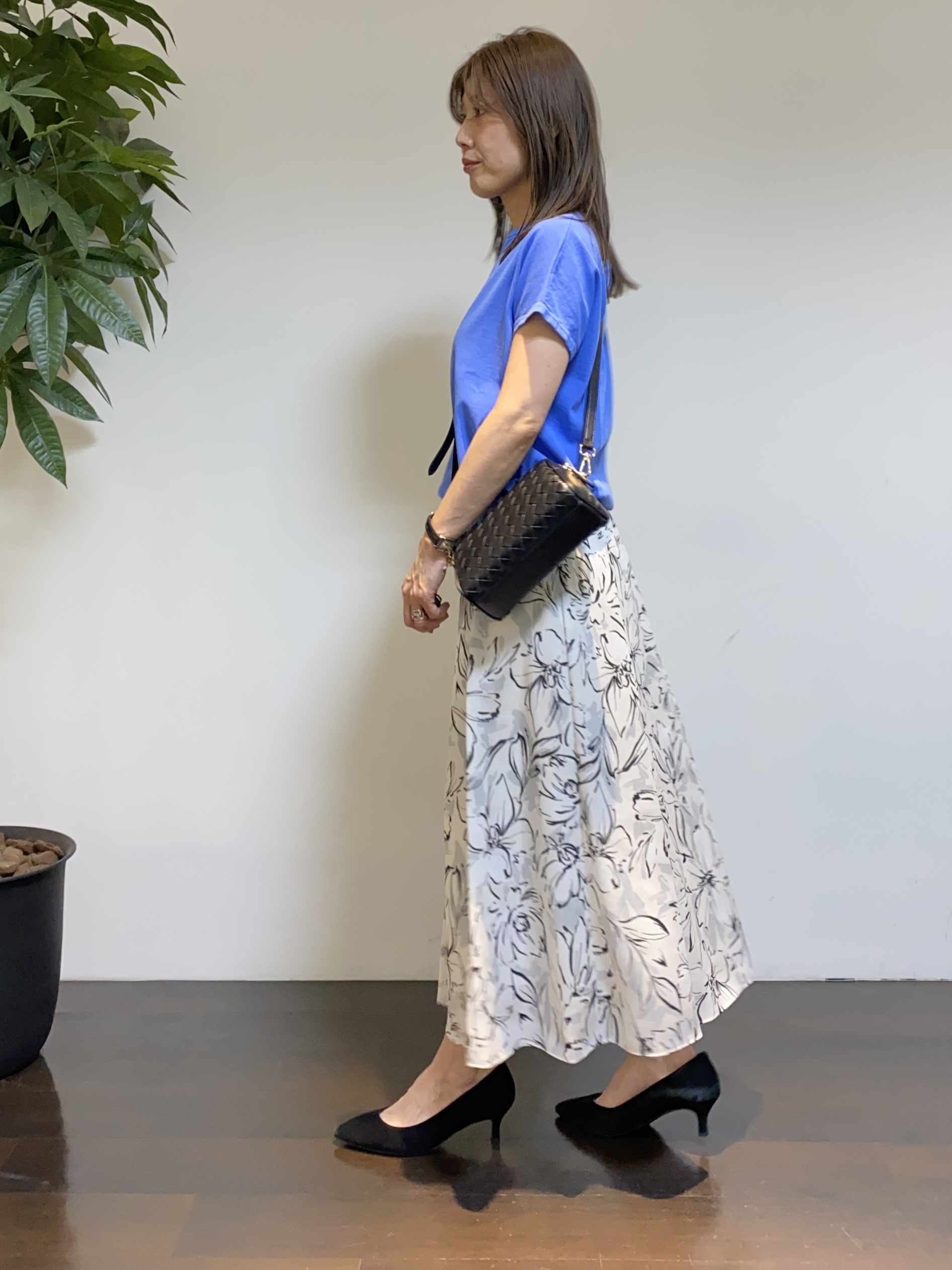 tomoさんの「UNTITLED｜◆【9色展開/アンサンブル可】コットンクルーネックカーディガン」を使ったコーディネート