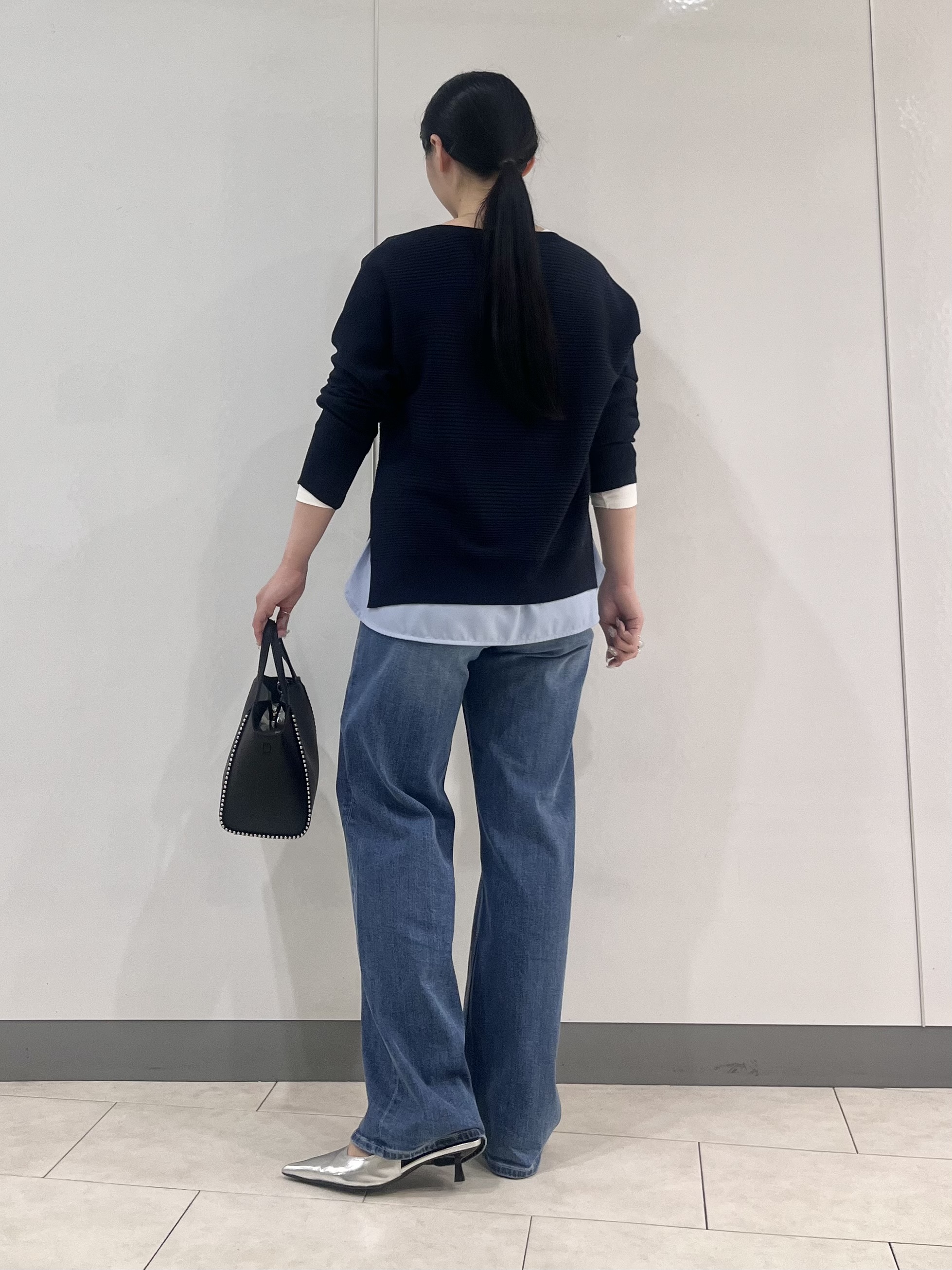 hasuさんの「INDIVI｜【洗える／キレイ色】体型カバー無縫製ニット」を使ったコーディネート