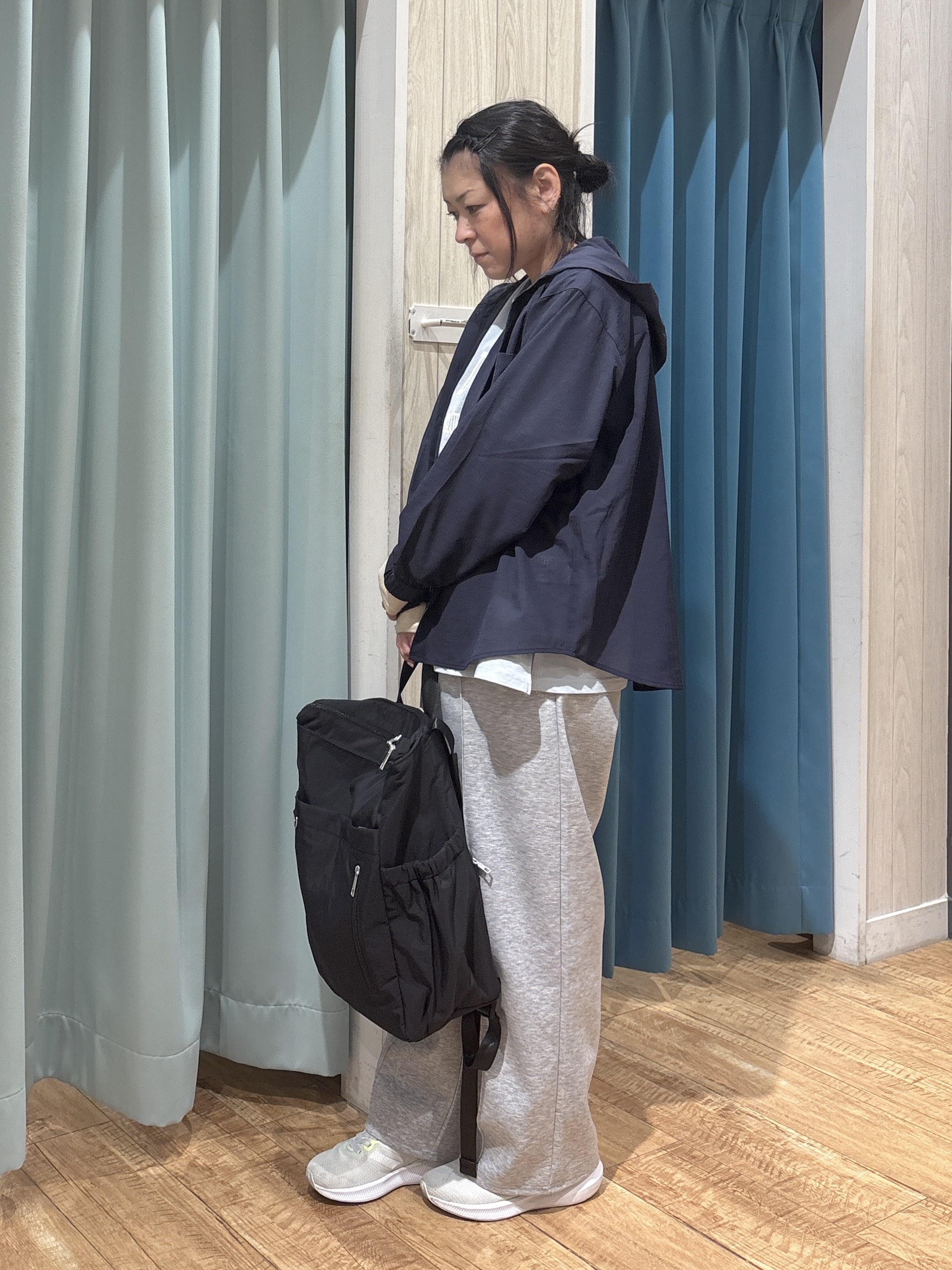 わかさんの「SHOO･LA･RUE｜【通気性〇/洗濯機可/S-LL】UVカット機能付き ライトな着心地シャツパーカ」を使ったコーディネート