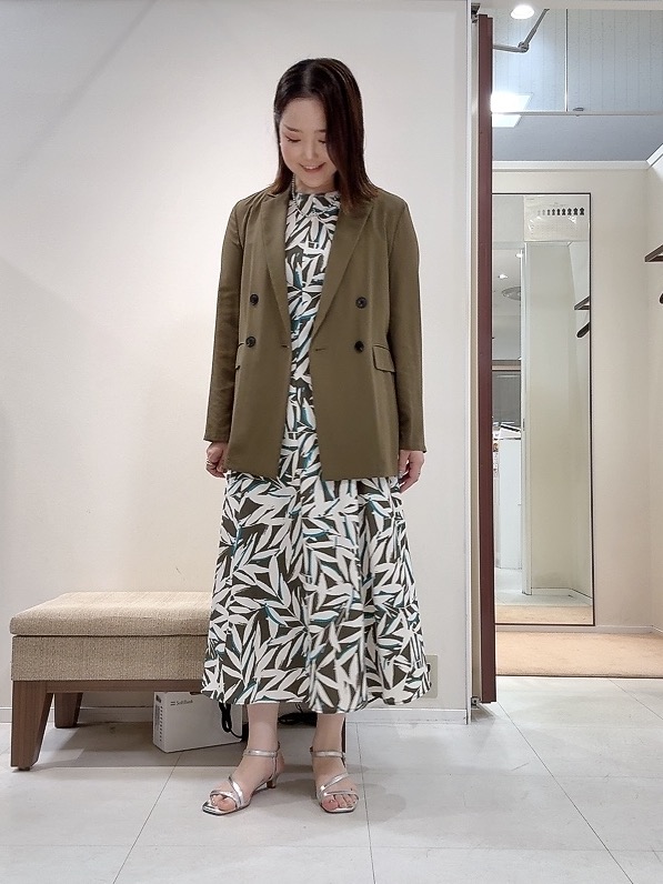 YUIさんの「UNTITLED｜◆【セットアップ可/接触冷感/通気性】ドライシアーダブルジャケット」を使ったコーディネート